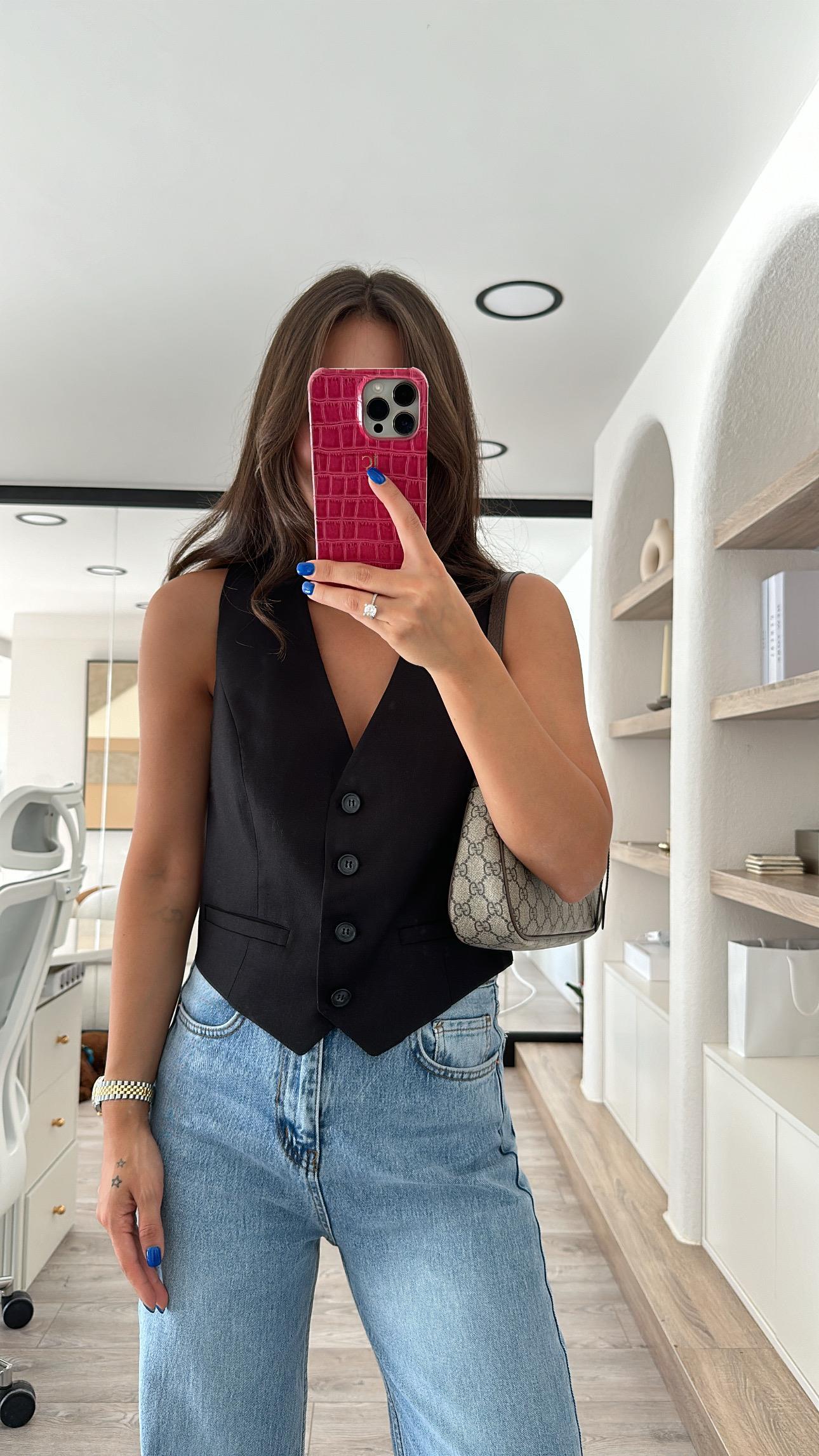 Siyah Cep Detaylı Marka Model Keten Yelek 