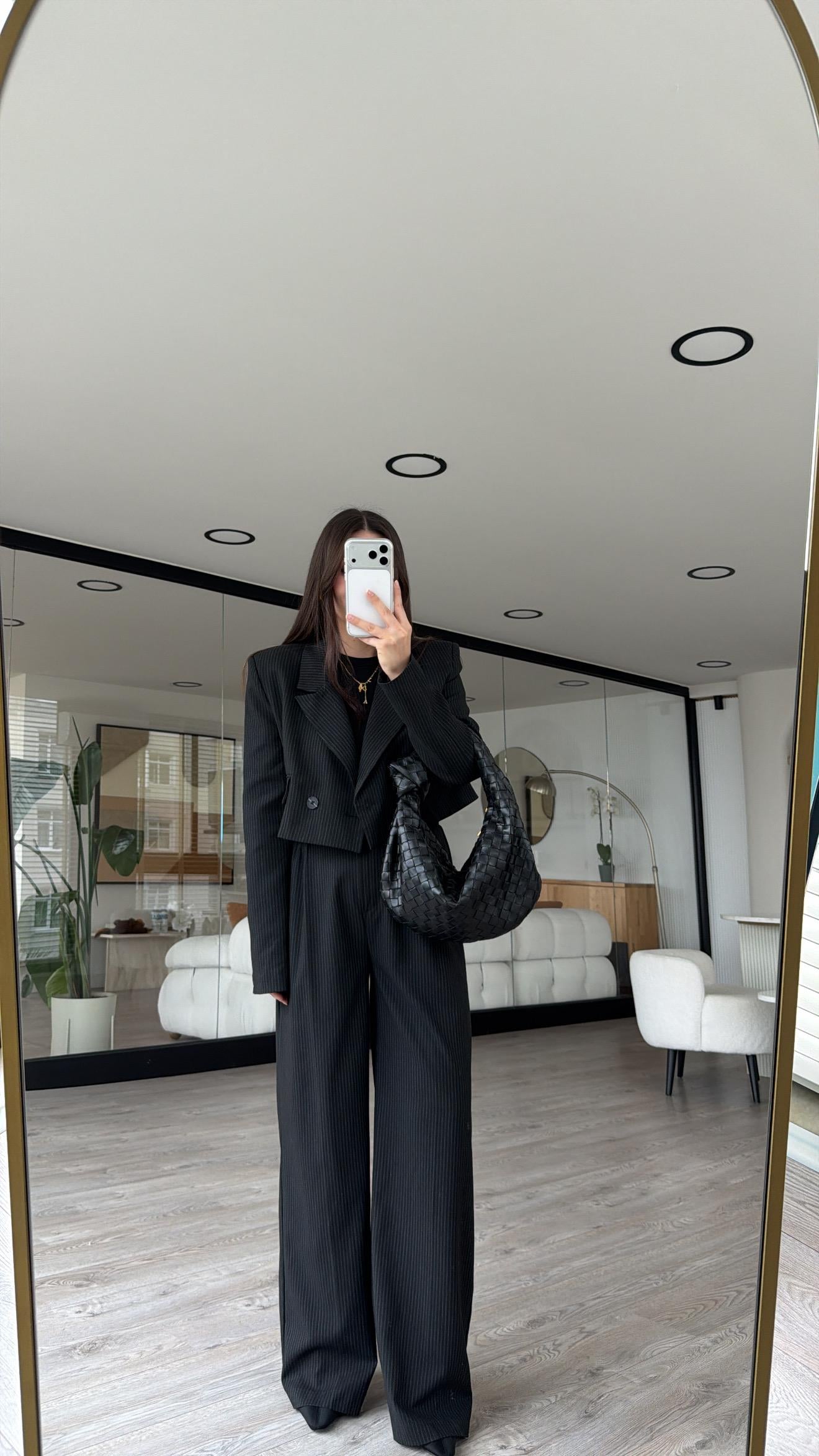 Siyah Çizgili Crop Ceket Takım