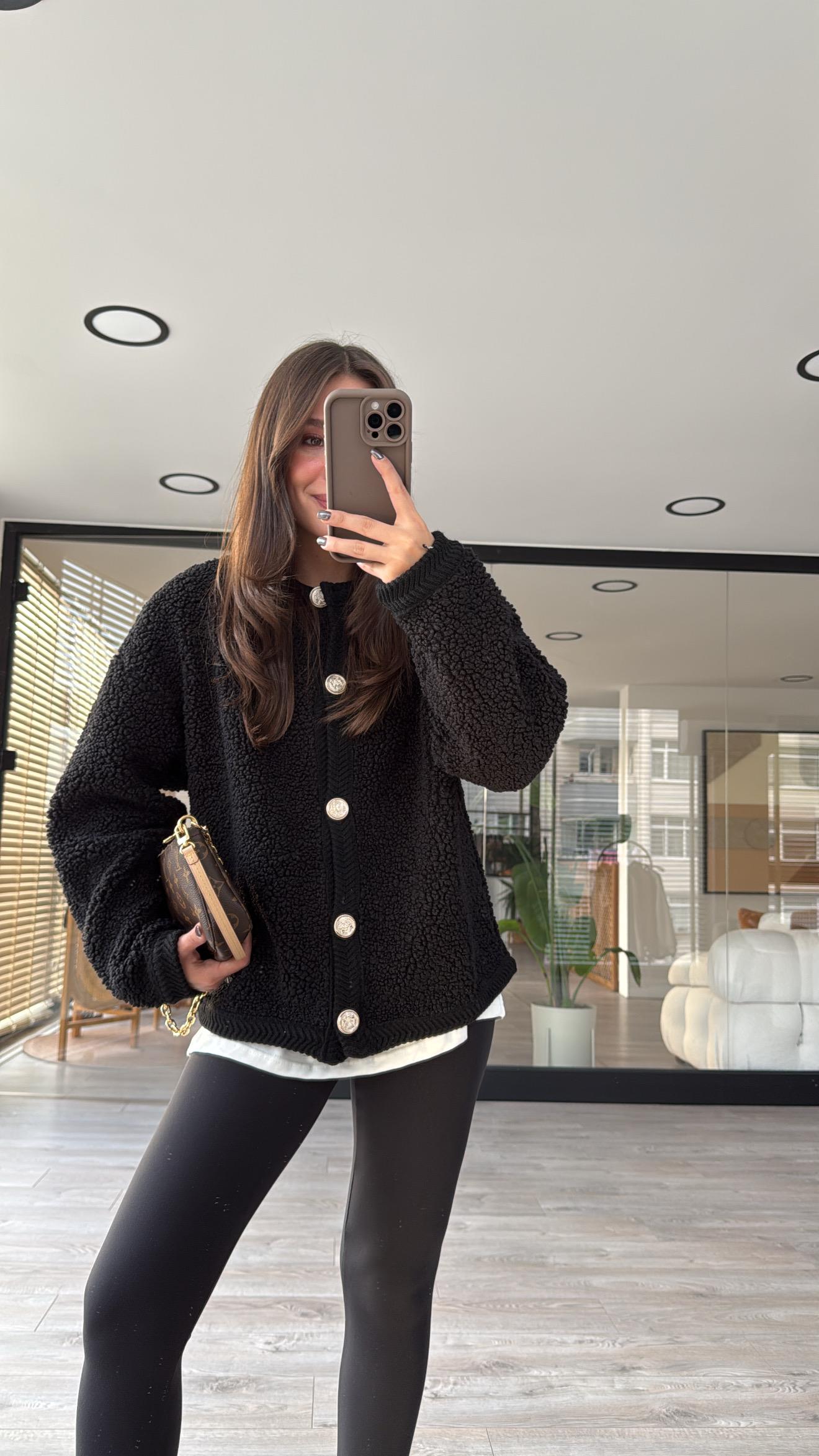 Siyah Gold Düğmeli Marka Model Buklet Hırka 