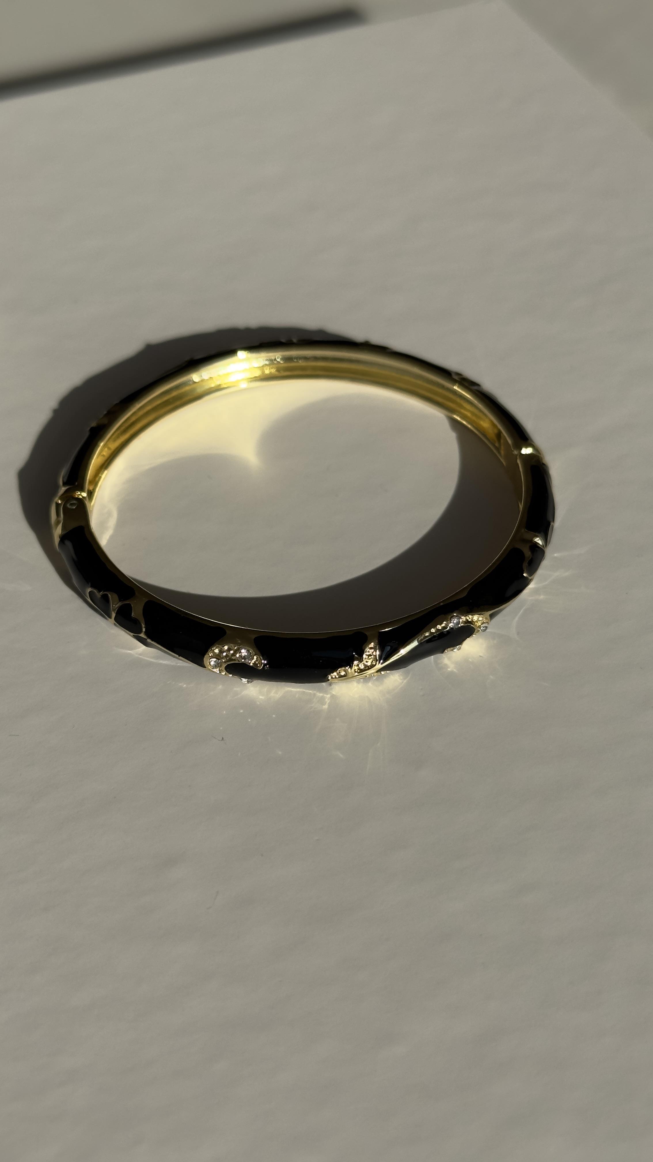 Siyah Gold Motifli Kelepçe Çelik Bileklik
