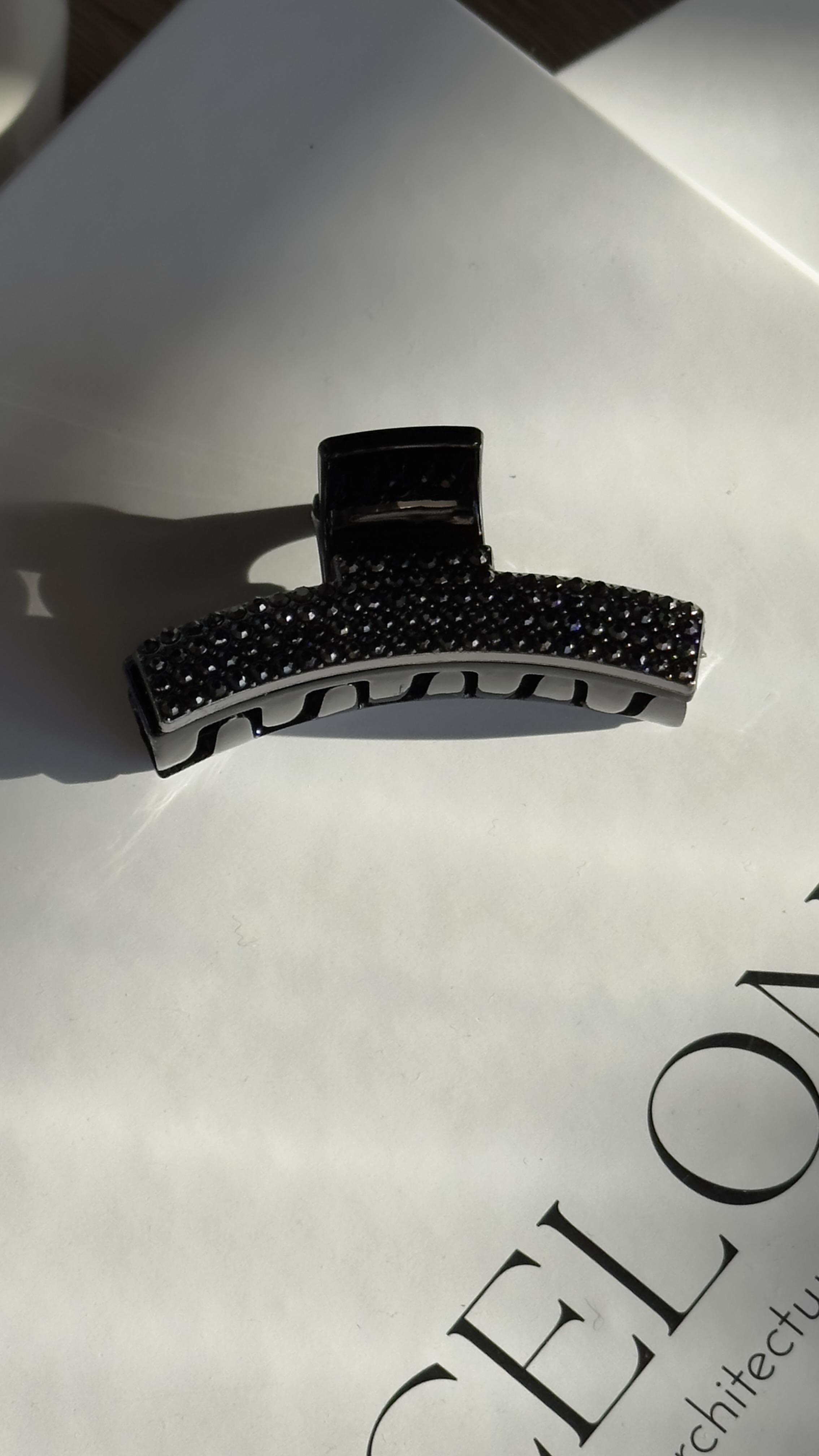 Siyah Gri Taşlı Kıskaçlı Toka 