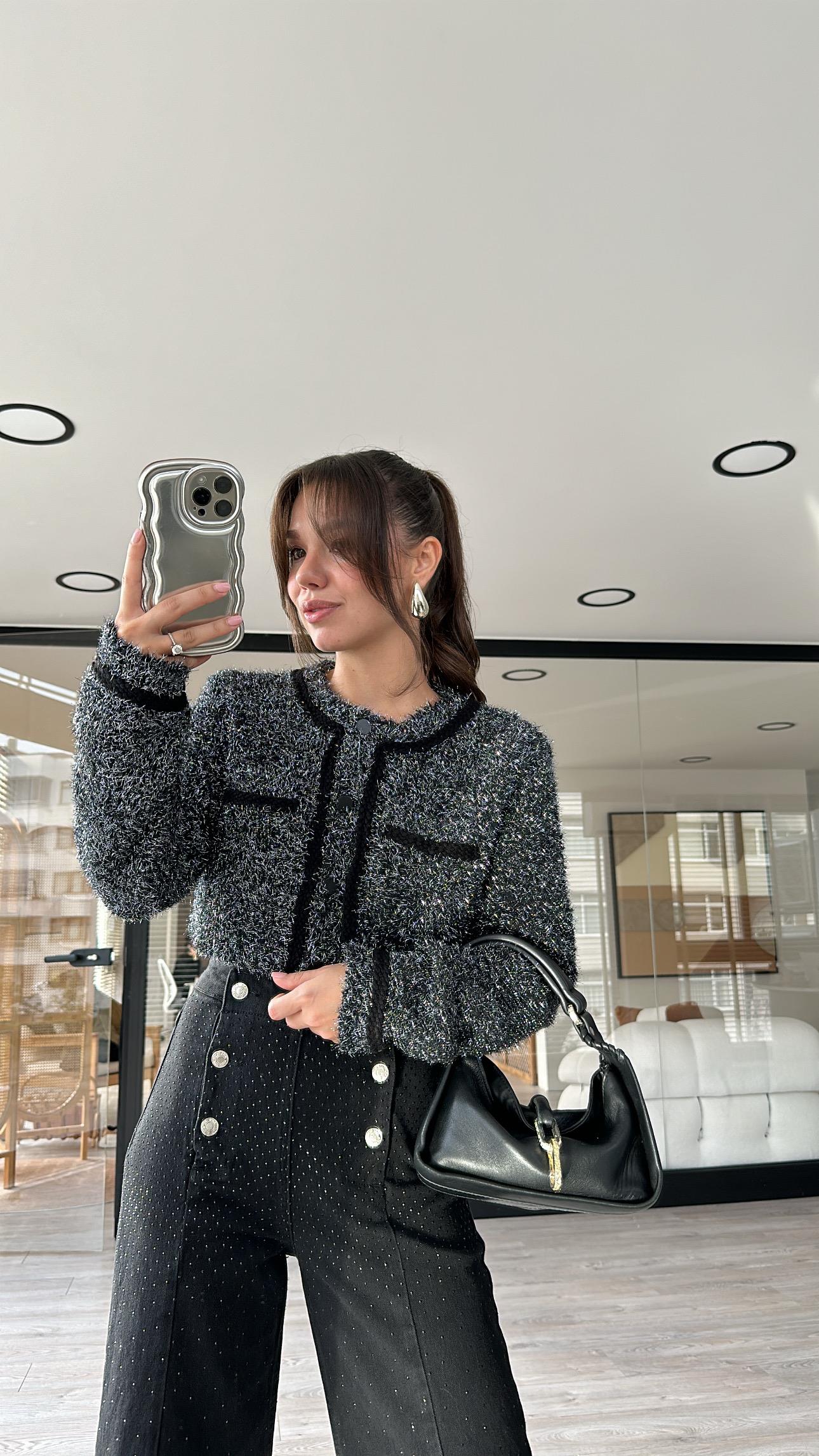 Siyah Gümüş Simli Örgü Detaylı Dilvin Hırka 