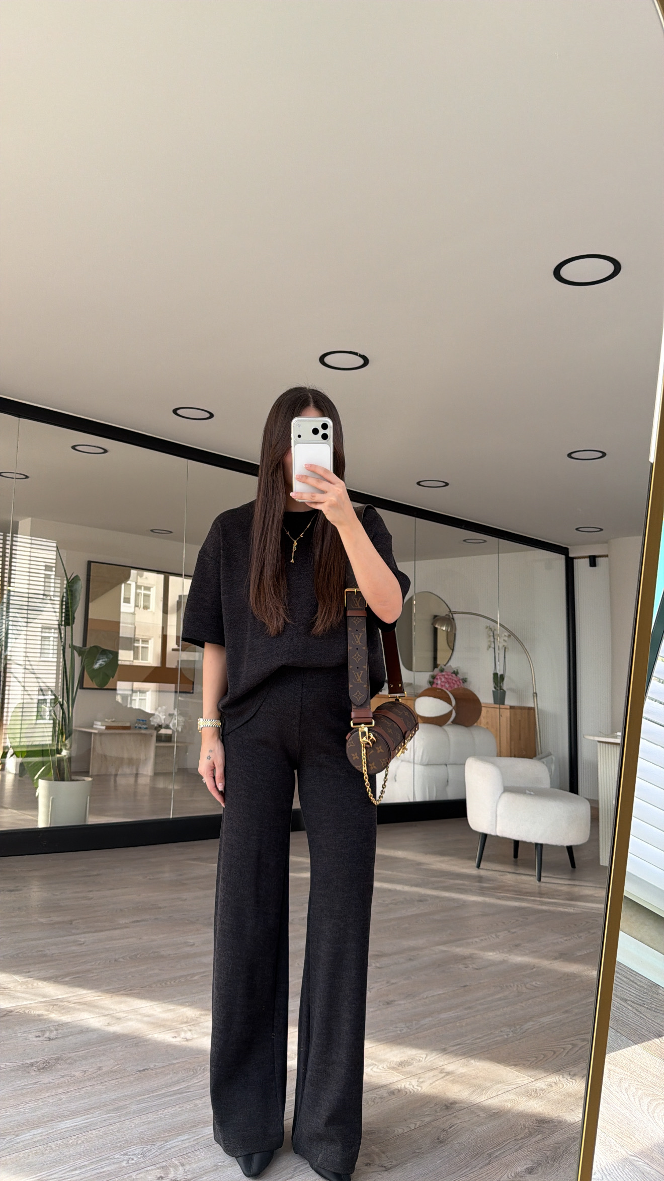 Siyah Kesik Detaylı Pike Takım 