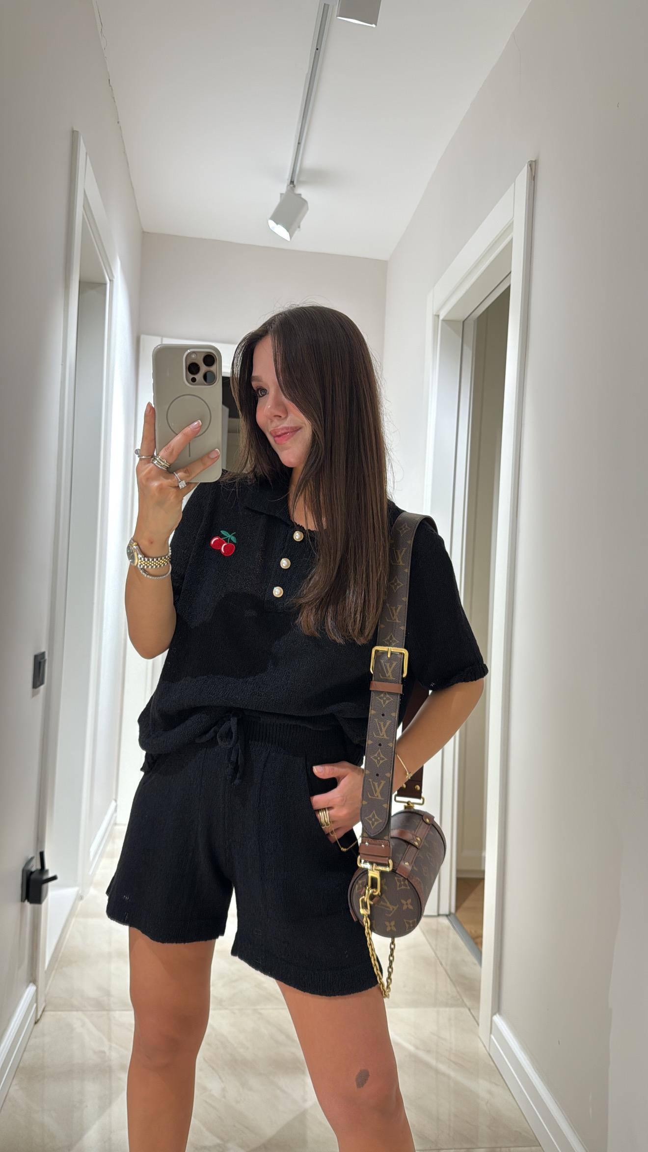 Siyah  Kiraz Detaylı Triko Bluz