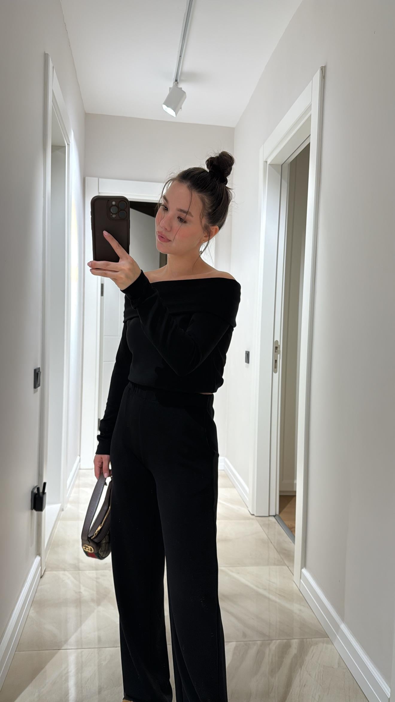 Siyah Madonna Yaka Modal Takım