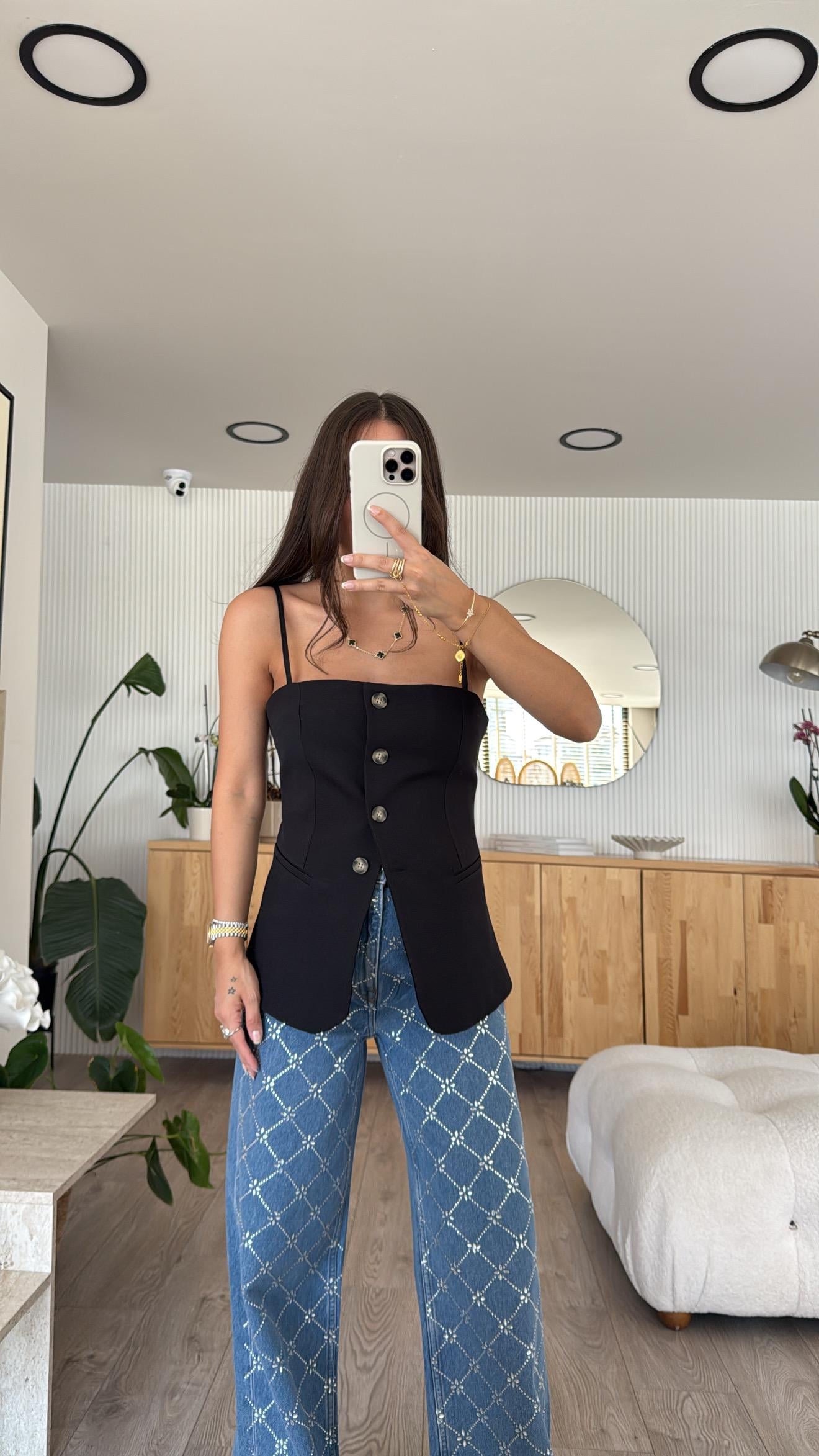 Siyah Ön Düğmeli İp Askılı Marka Model Yelek