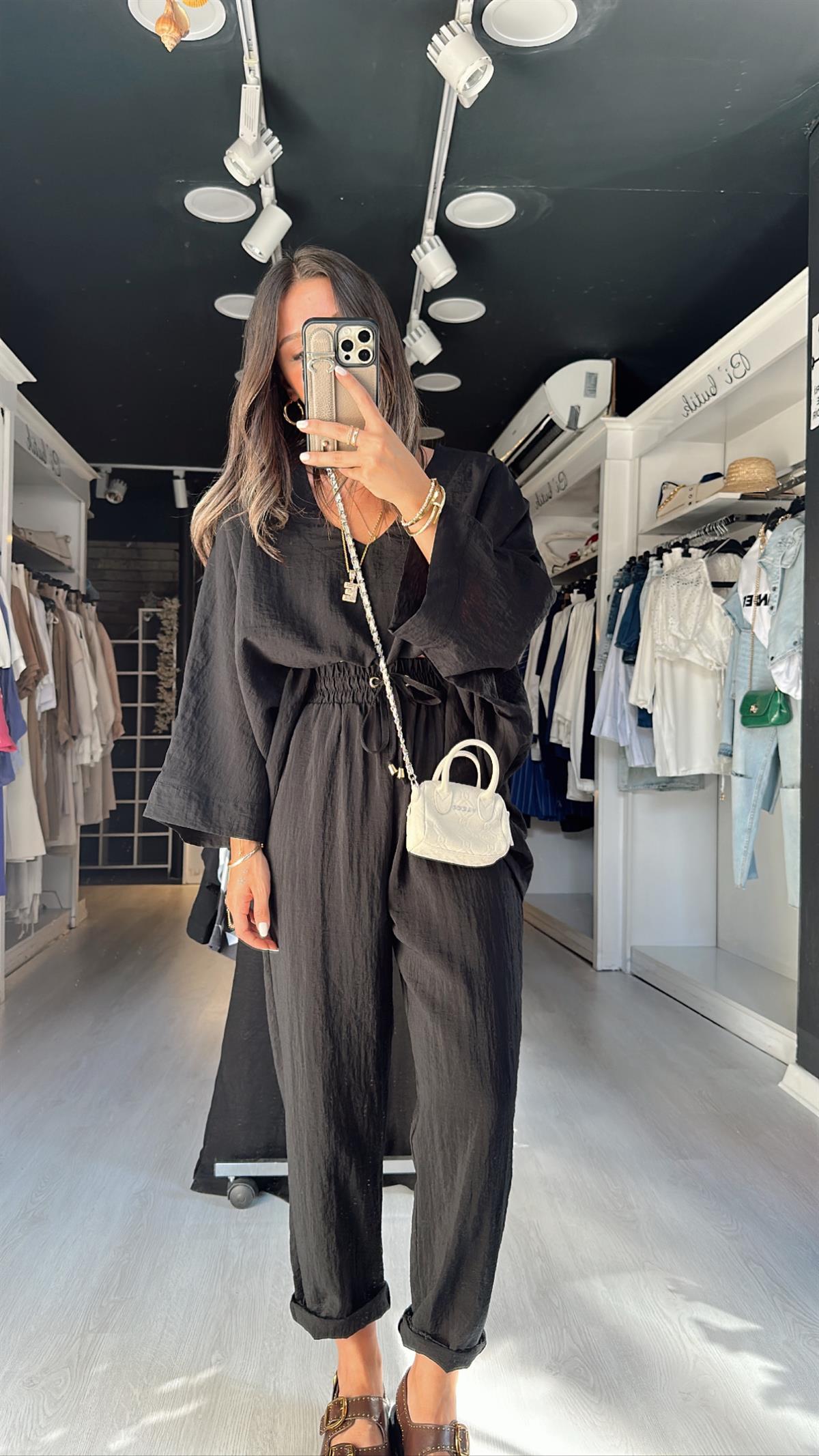 Siyah V Yaka Kolyeli Takım