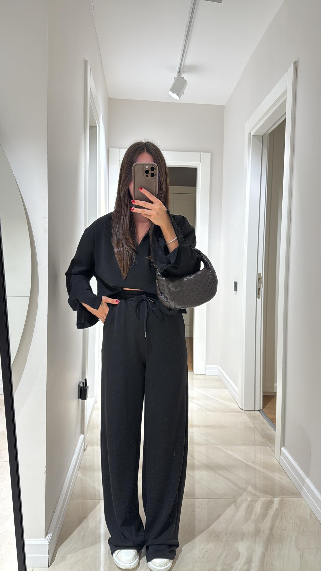 Siyah V Yaka Modal Takım 