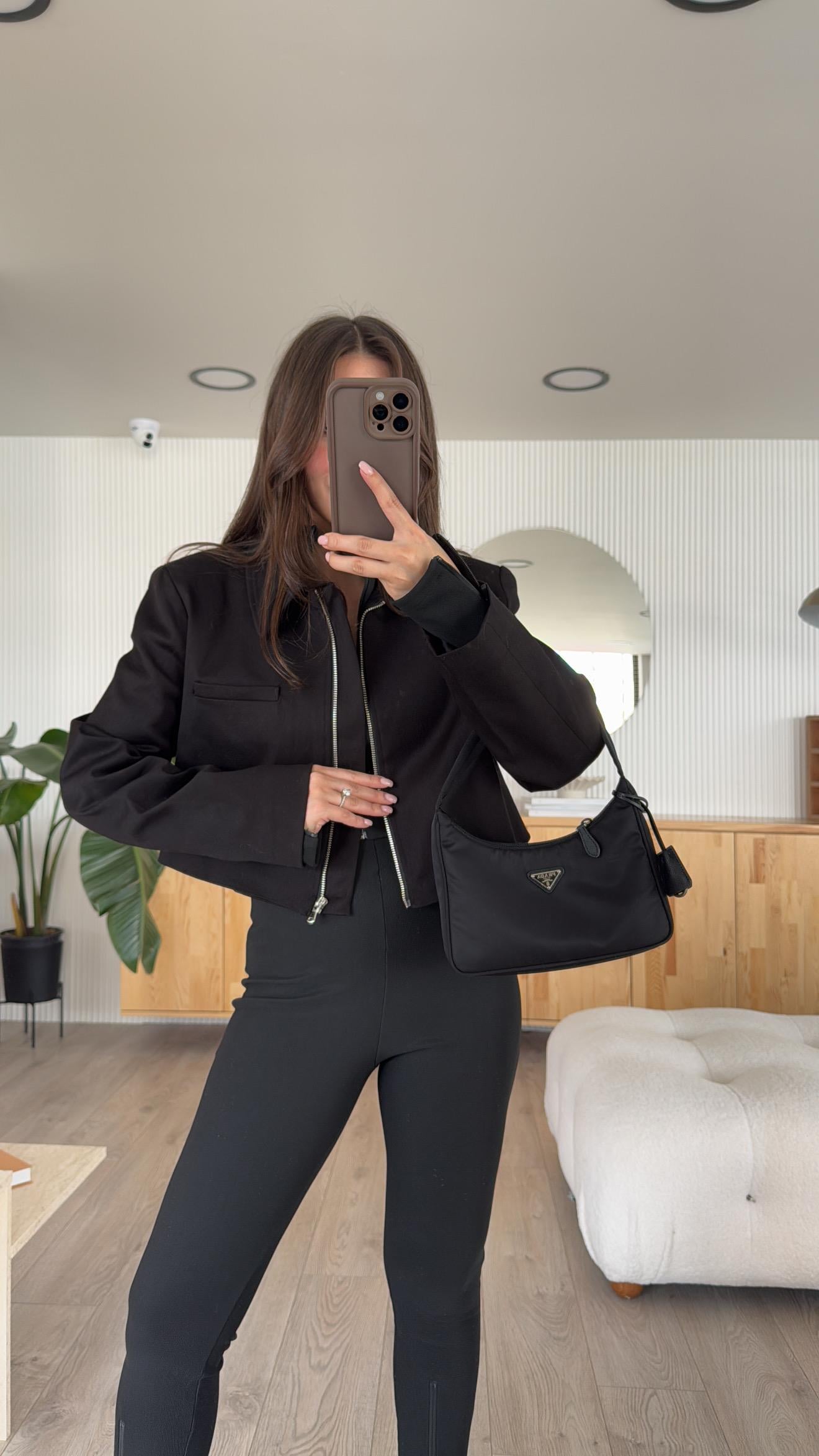 Siyah Vatkalı Crop Marka Model Ceket 