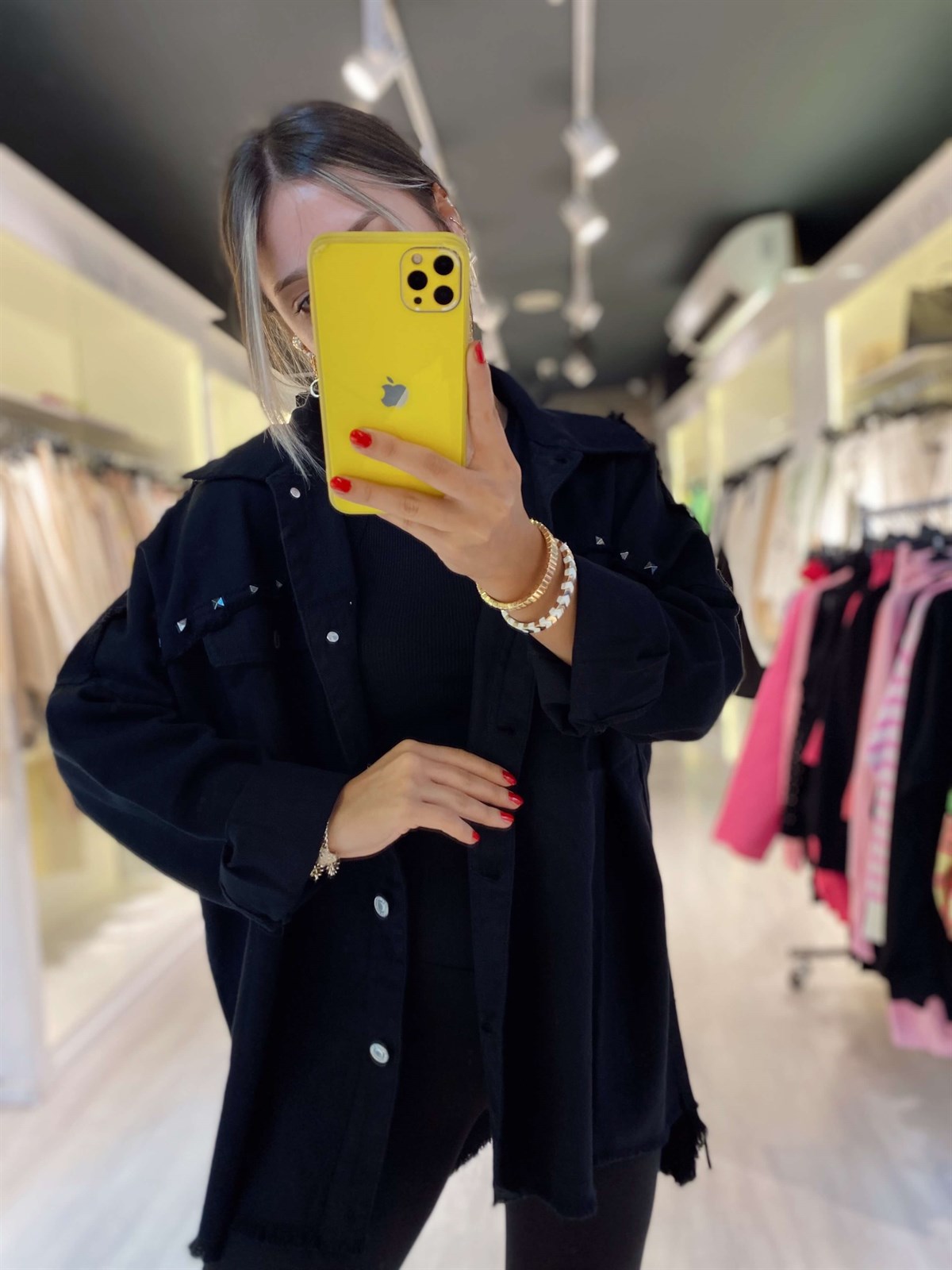 Siyah Zımbalı Çift Cepli Ceket