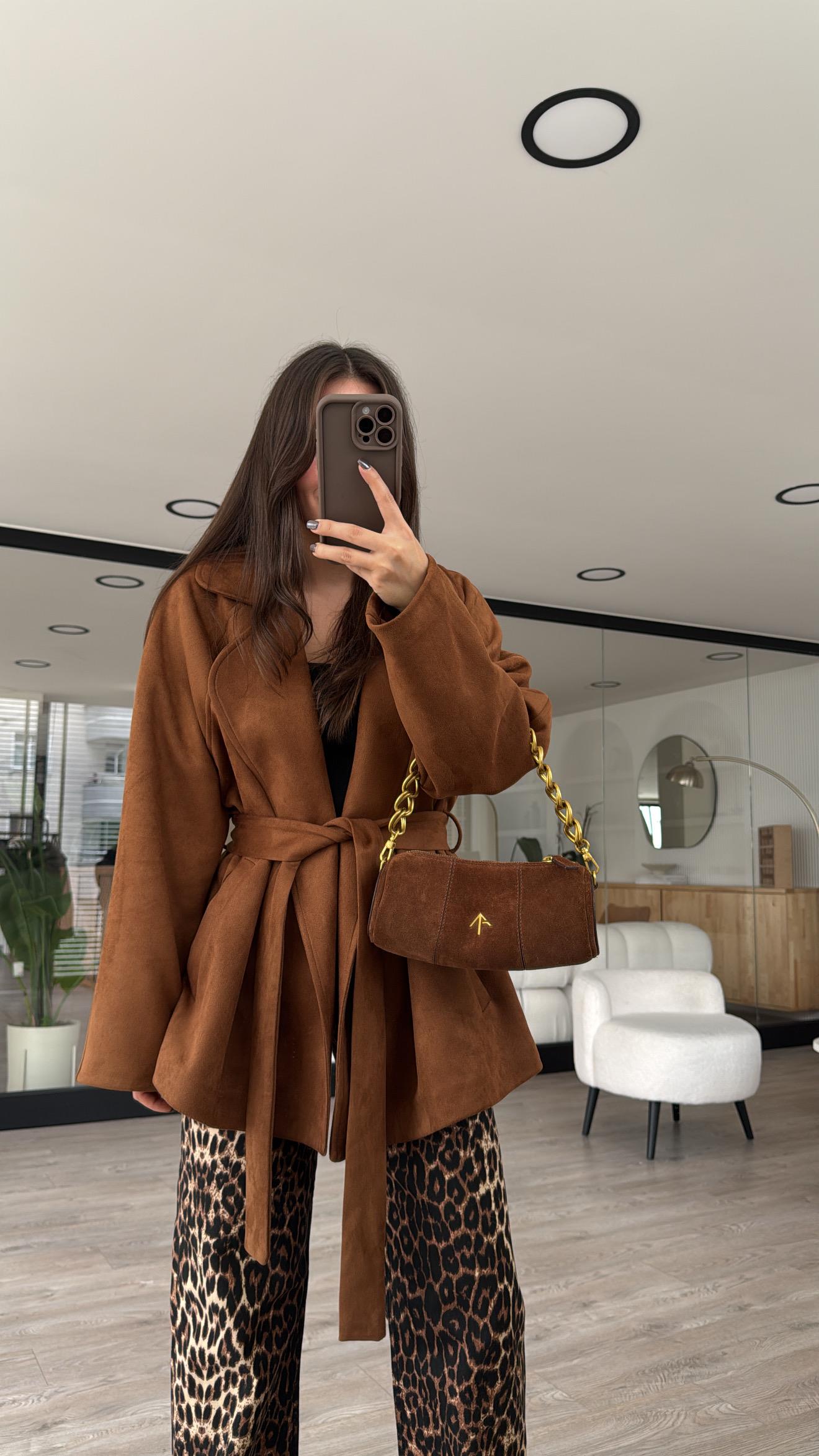 Taba Kuşaklı Nubuk Ceket 