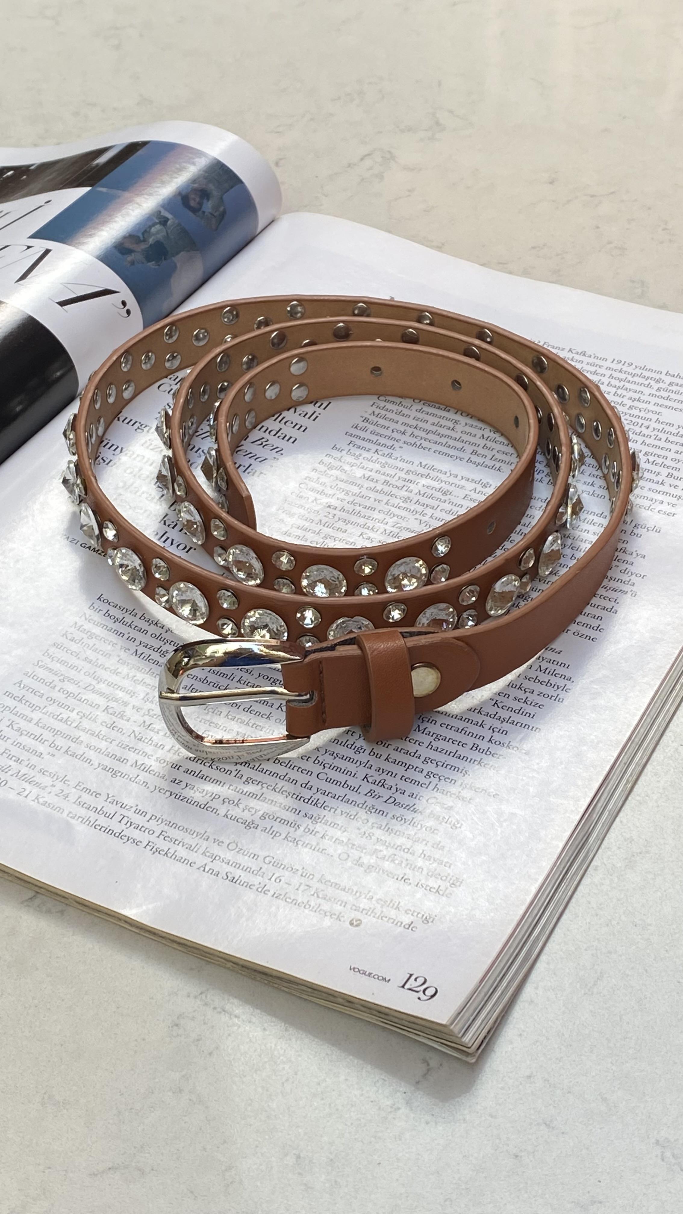 Taba Renk Taşlı İnce Kemer