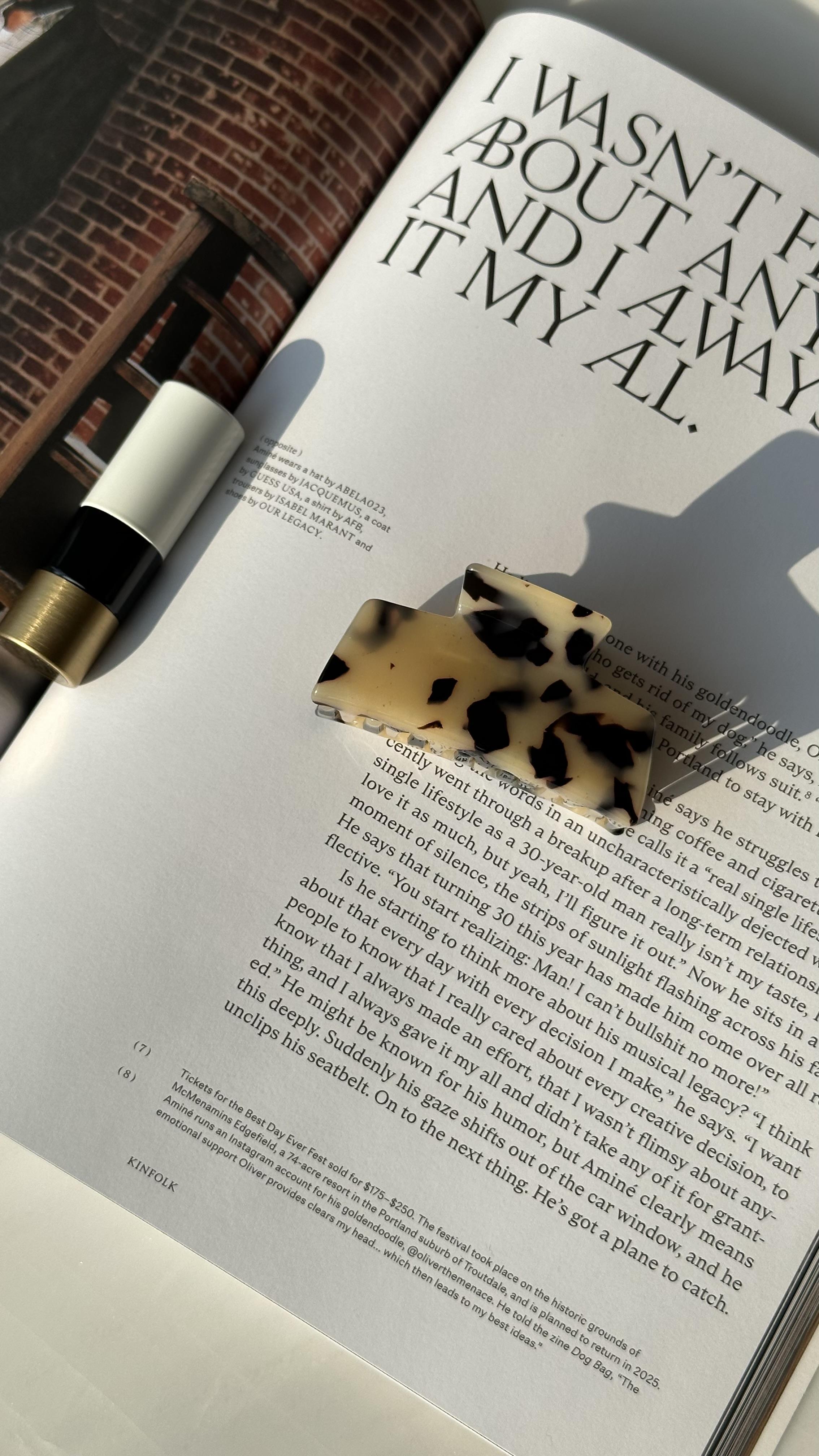 Taş Benekli Mandal Toka