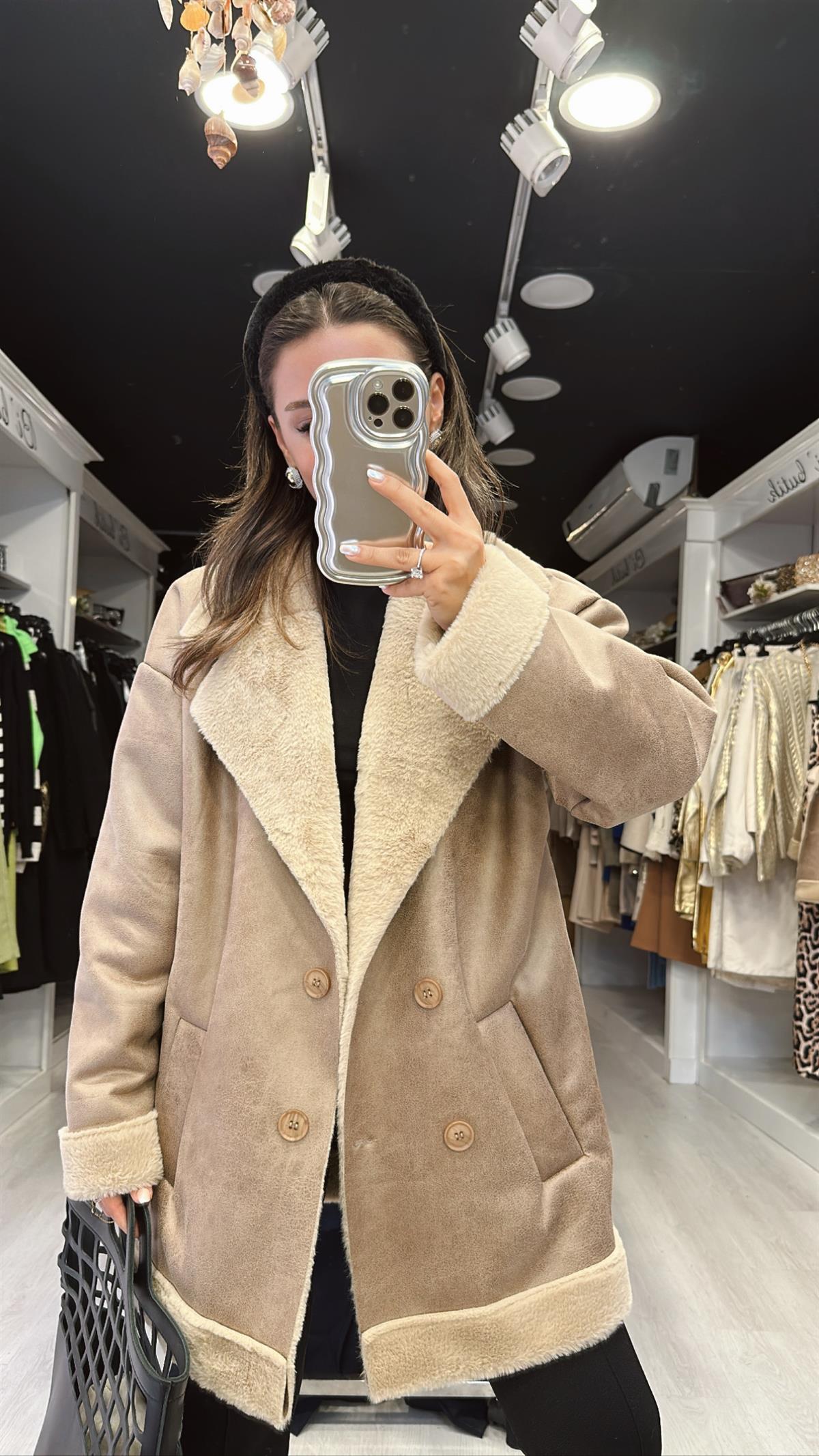 Taş İçi Kürklü Ceket 