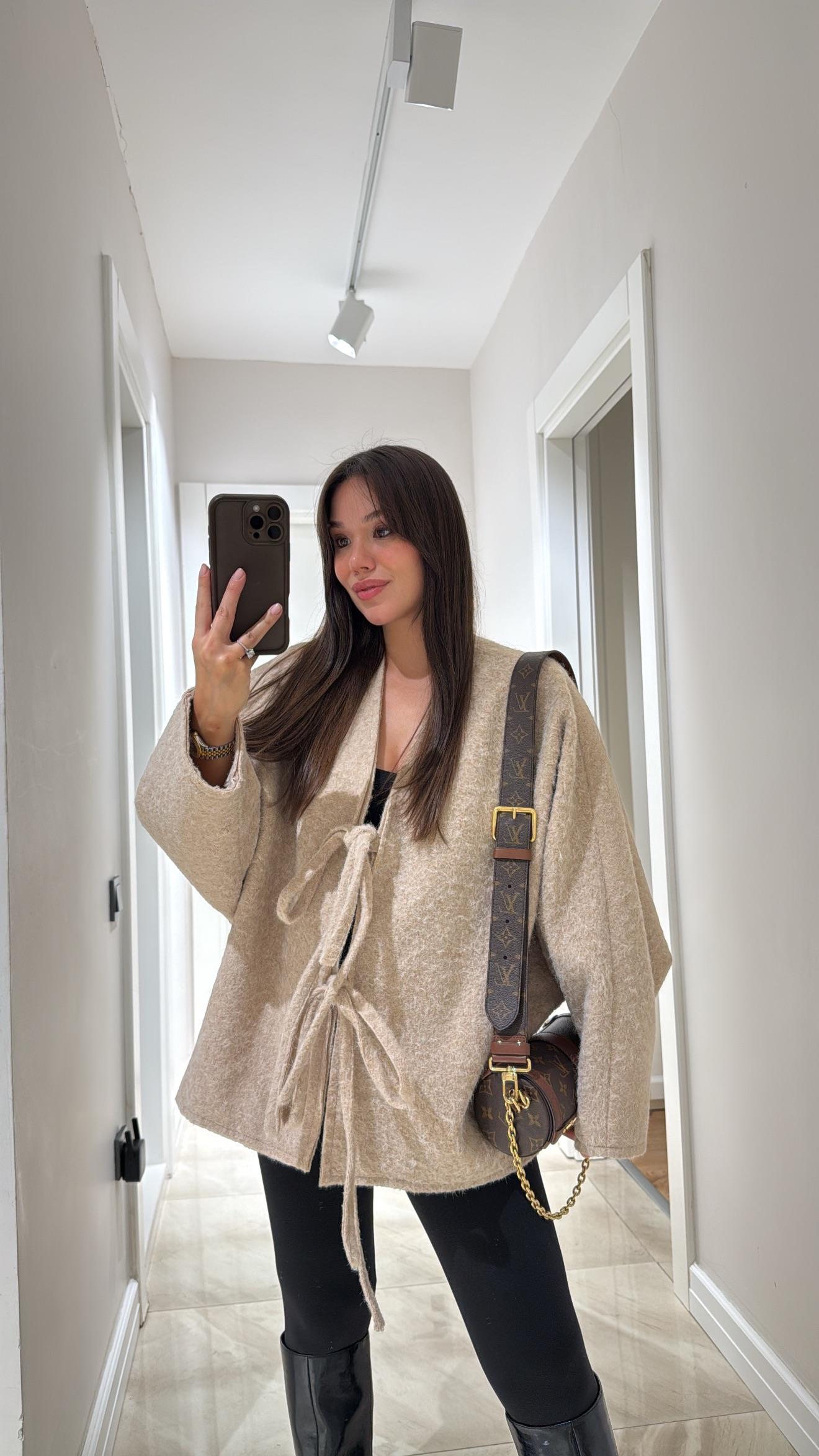 Taş Marka Model Oversize Sakallı Ceket