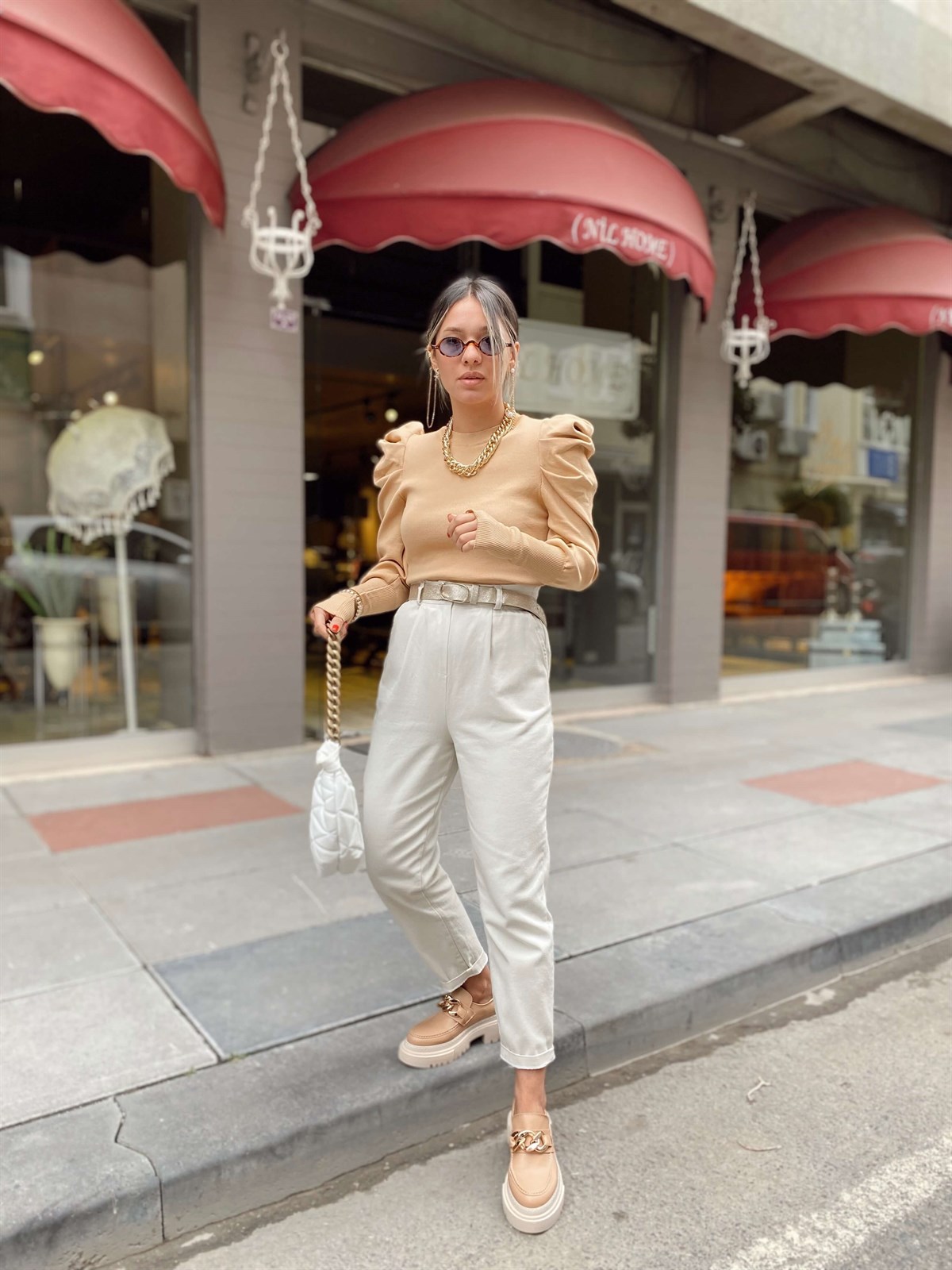 Taş Rengi Kemerli Gabardin Pantolon