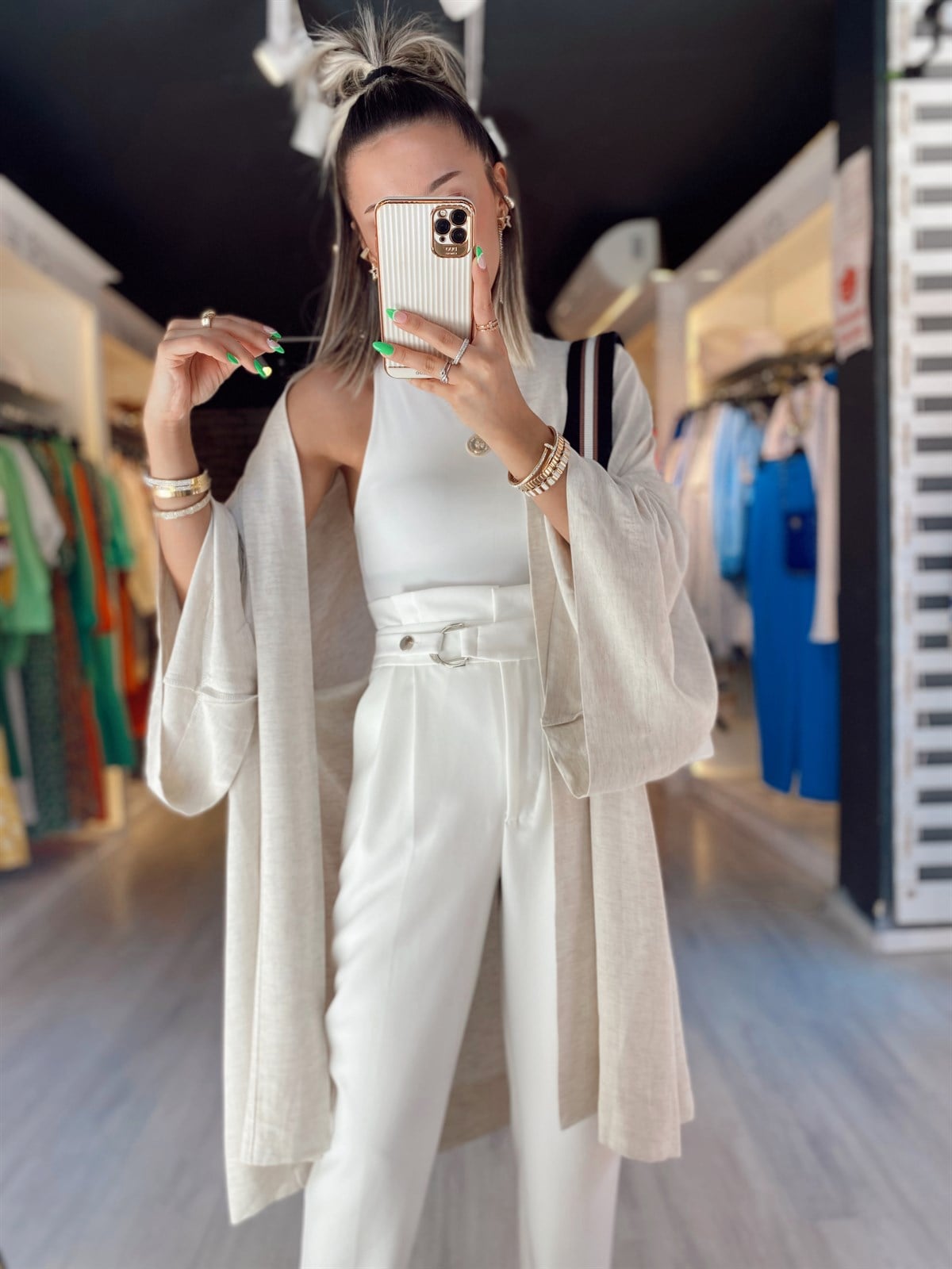 Taş Rengi Kemerli Kısa Kimono