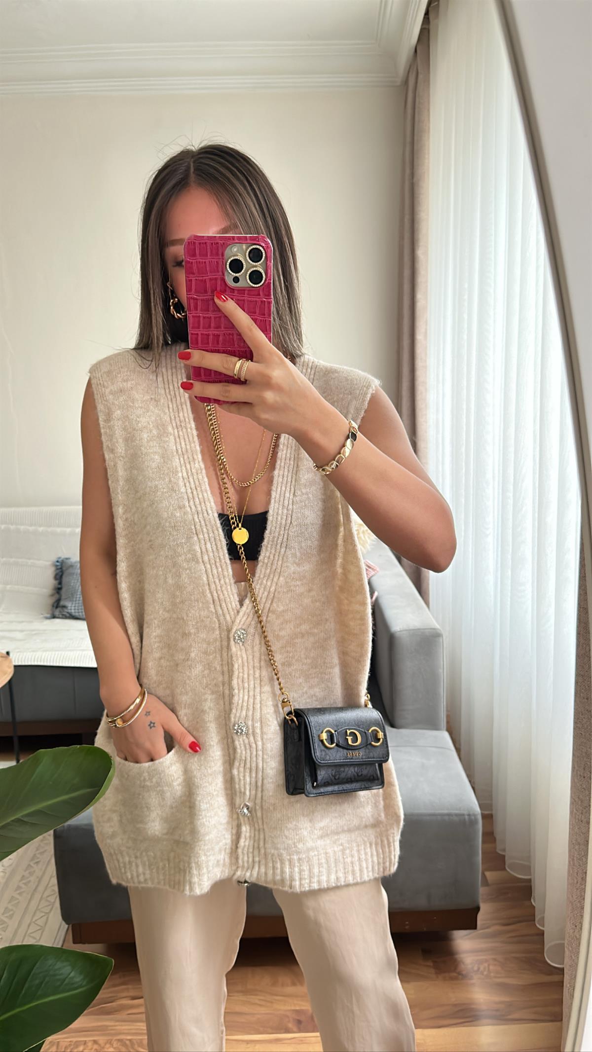 Taş Renk Gümüş Düğmeli Yelek 