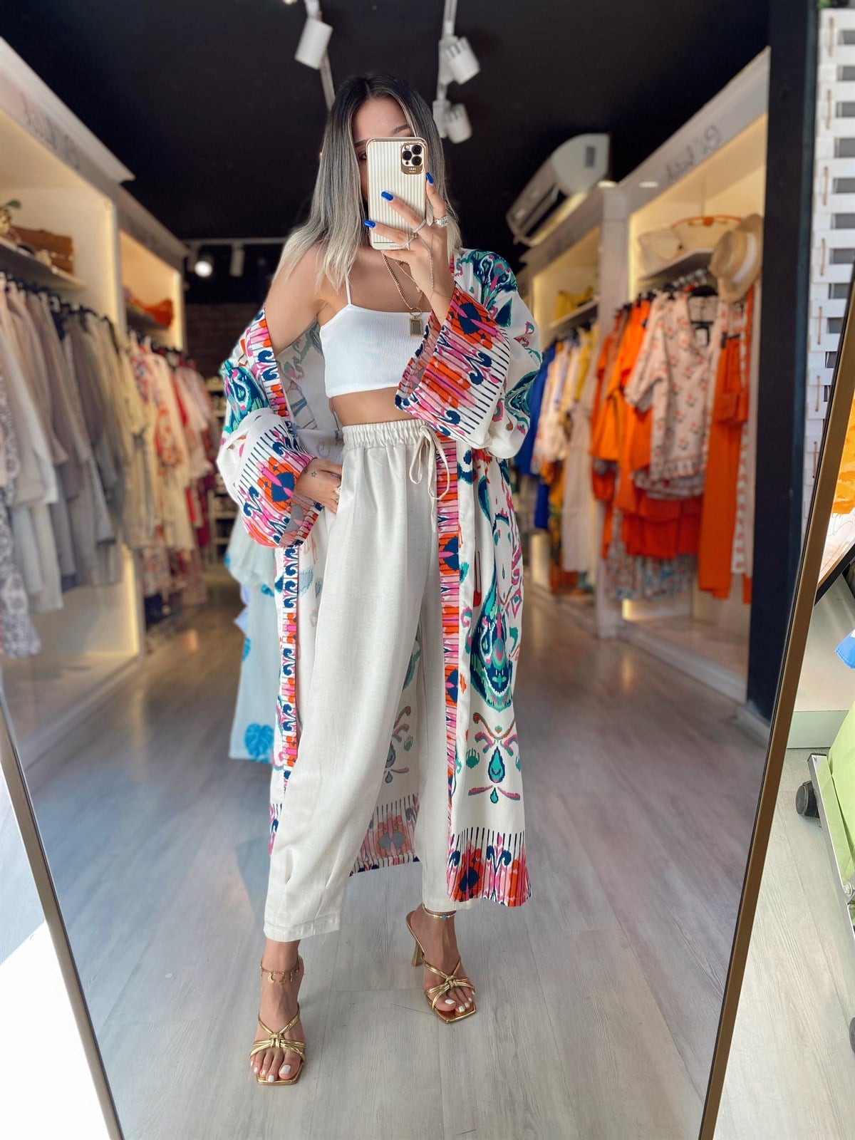 Taş Renk Yeşil Desenli Kuşaklı Kimono 