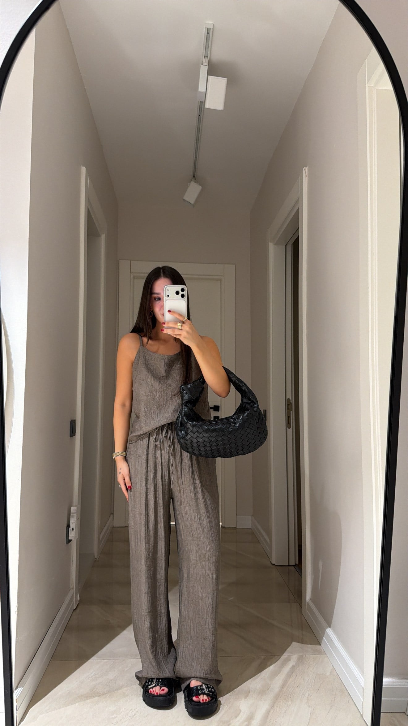 Vizon İp Askılı Jakarlı Bluz Pantolon Takım