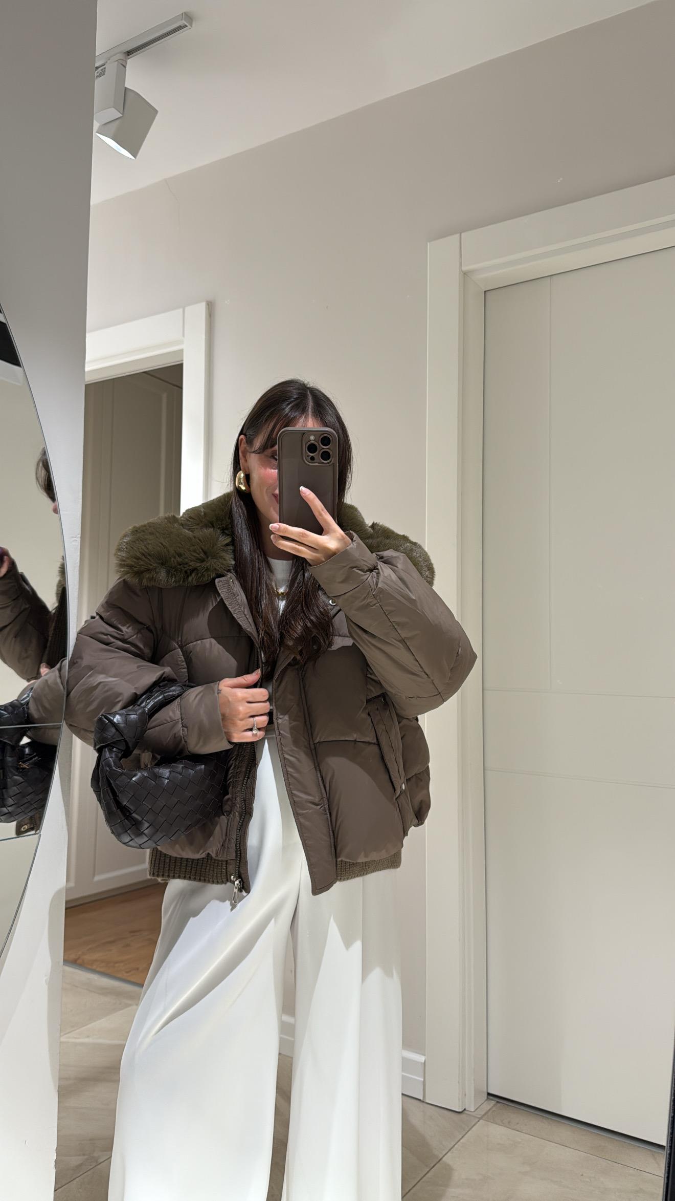 Vizon Yaka Kürk Detaylı Şişme Mont