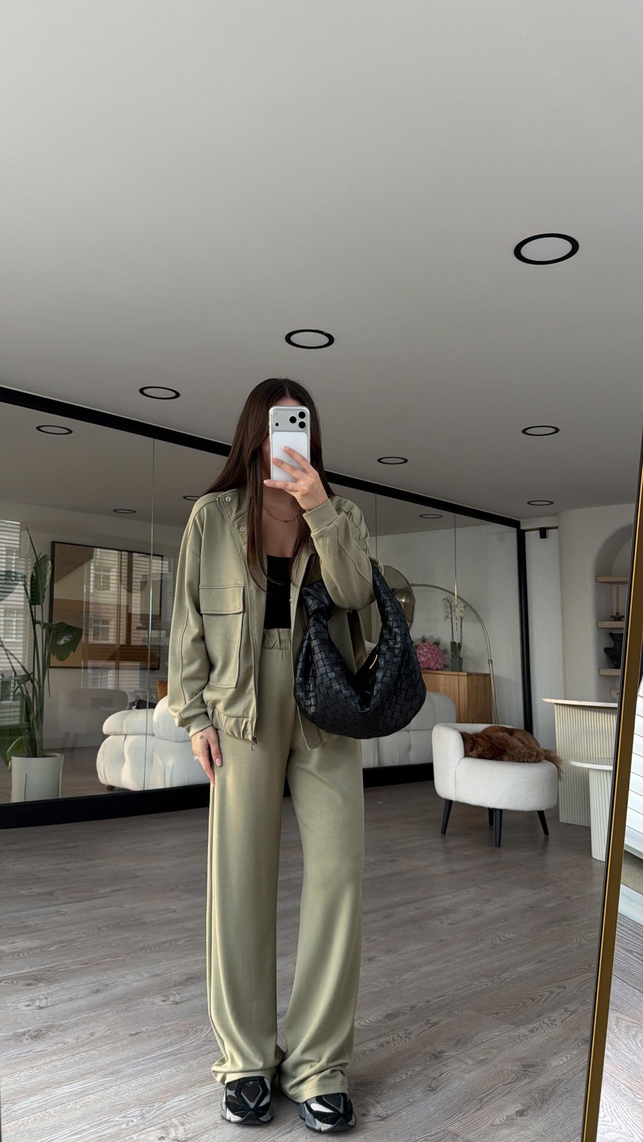 Yağ Yeşili  Çift Cepli Marka Model Modal Takım 