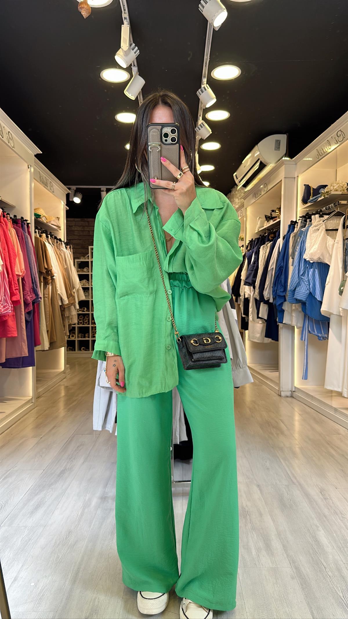 Yeşil Beli Lastikli Tensel Bol Paça Pantolon