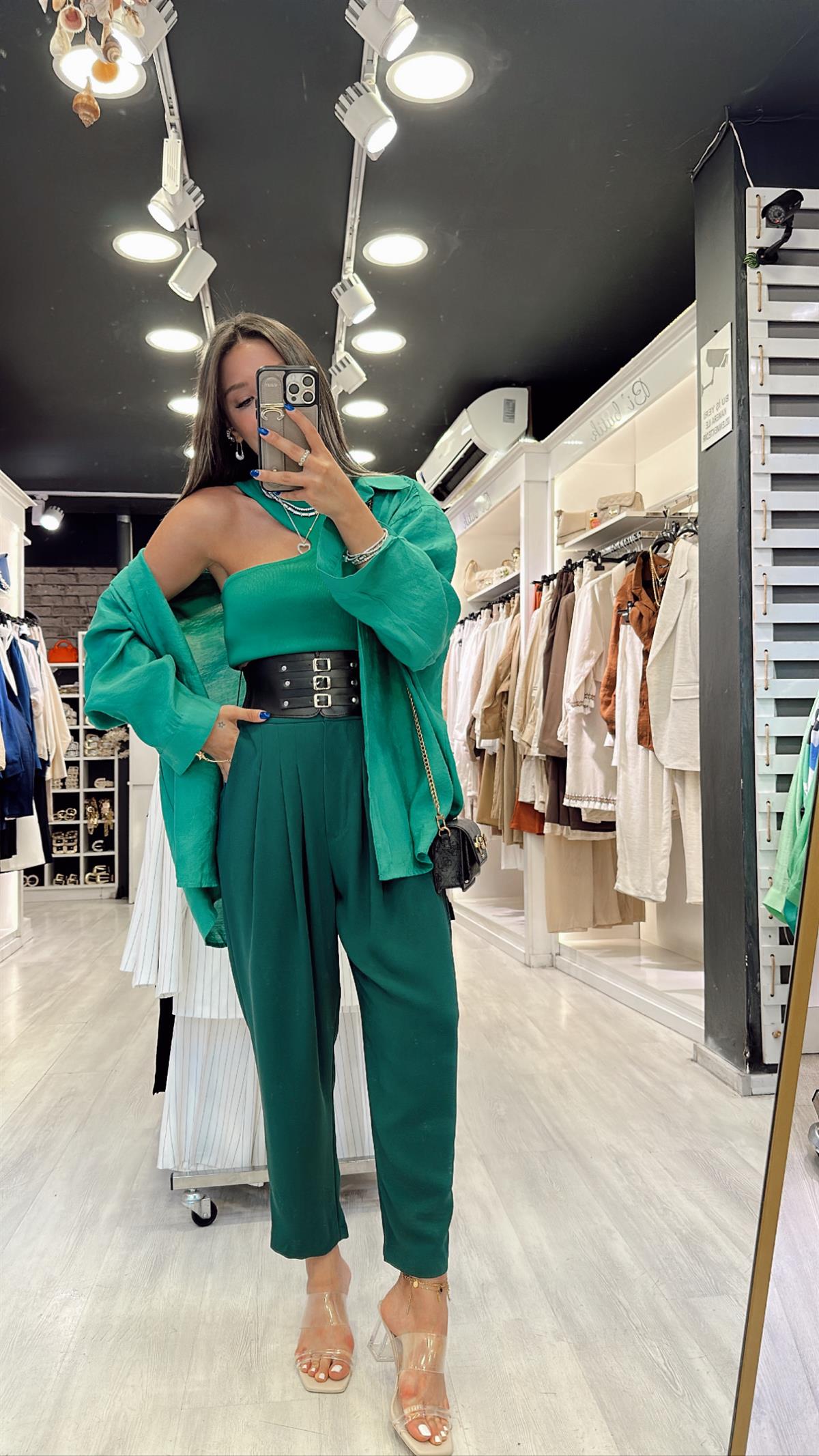 Zümrüt Yeşili Pileli Korse Kemerli Şalvar Pantolon 