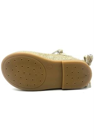 Arkadan Fiyonklu Çocuk Babeti Dore Sim