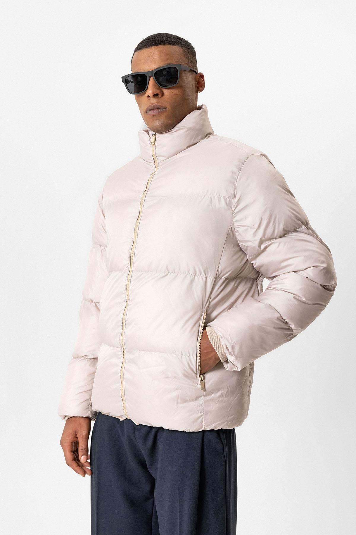 Antioch Bej Dik Yaka Kauçuk Şişme Mont