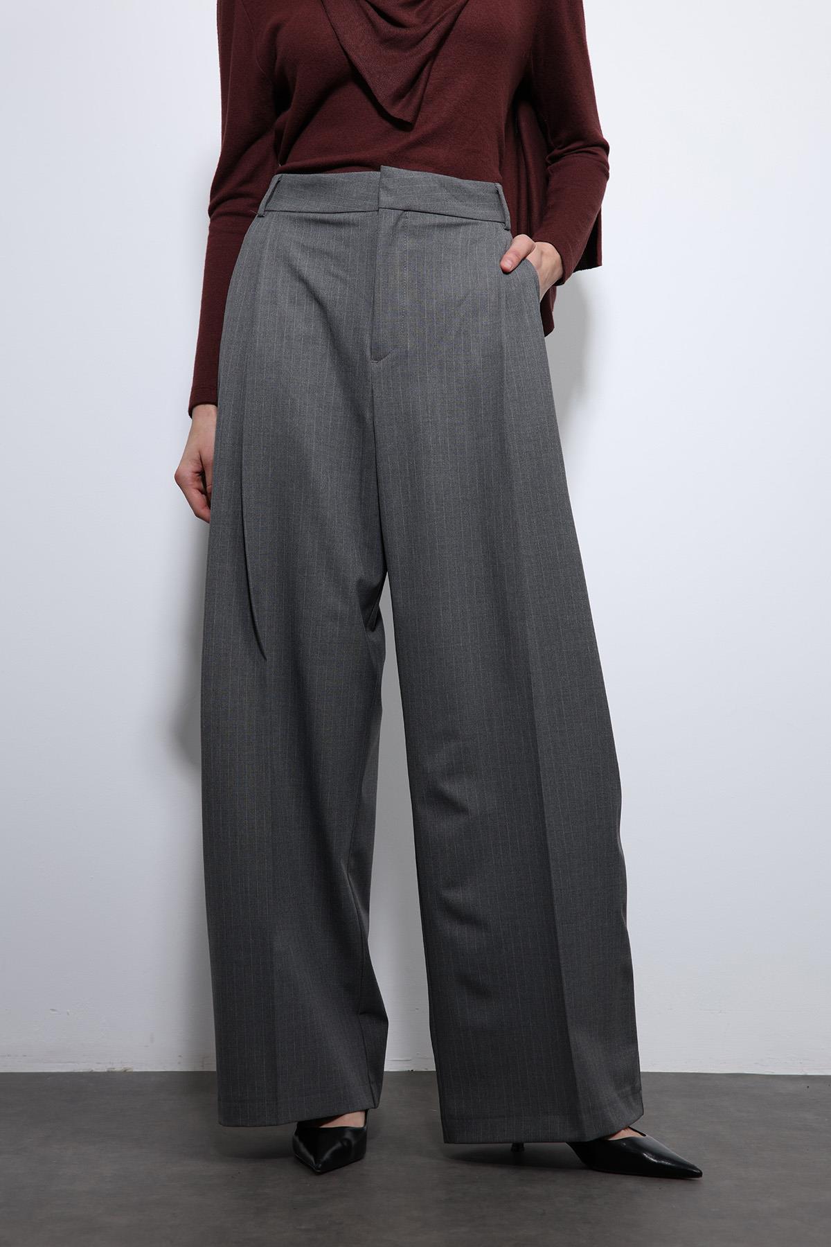 Antioch Gri Çizgili Geniş Paça Pantolon