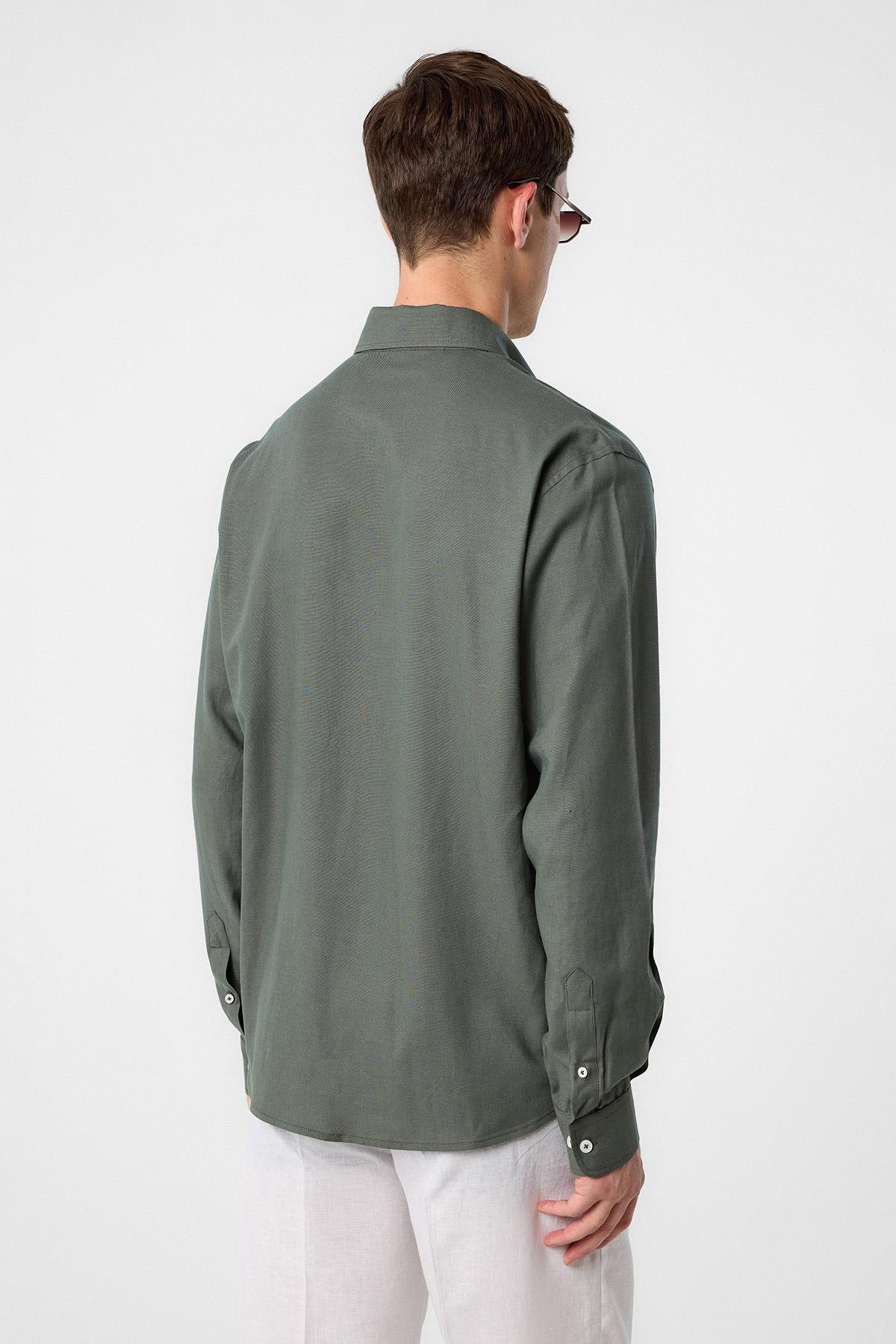 Antioch Haki Keten Karışımlı Yaka Düğmeli Erkek Gömlek