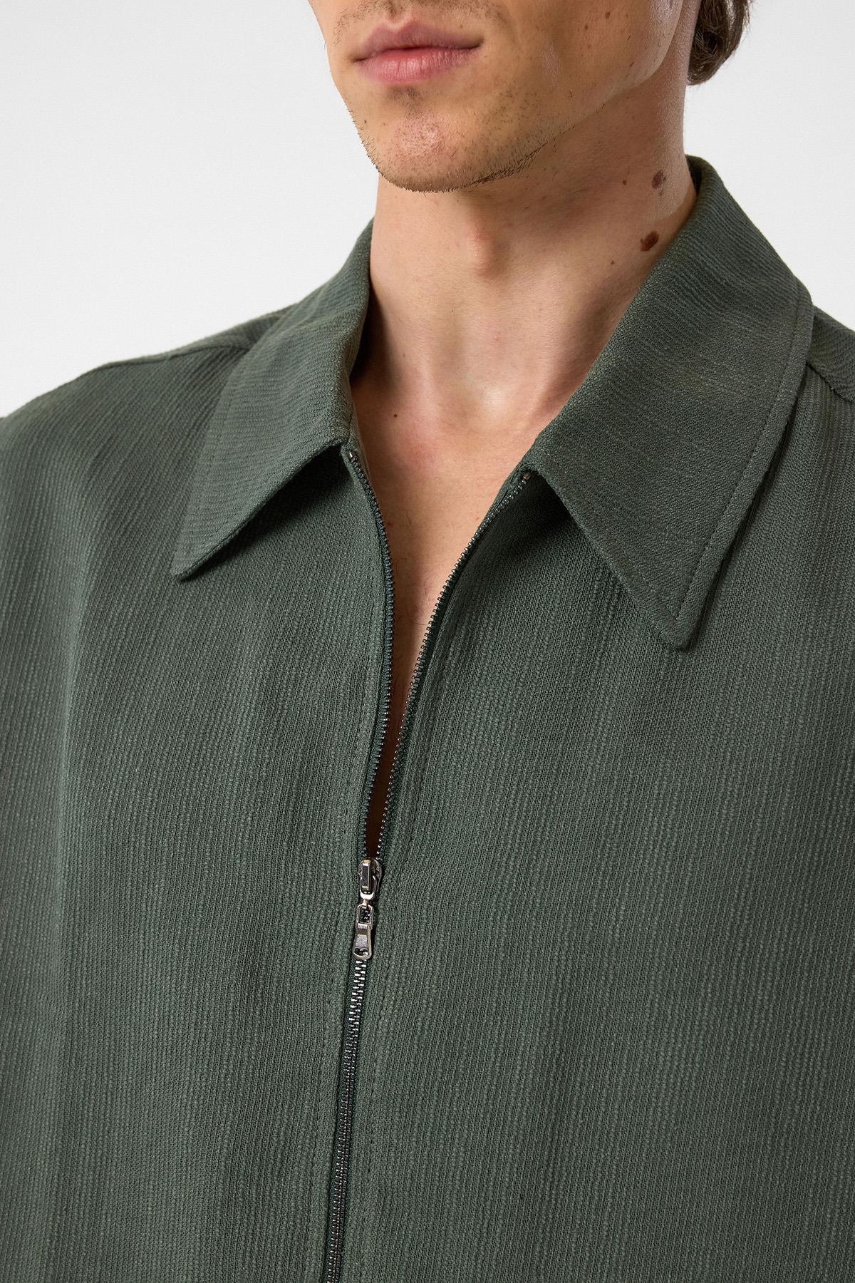 Antioch Haki Polo Yaka Dokulu Erkek Yelek