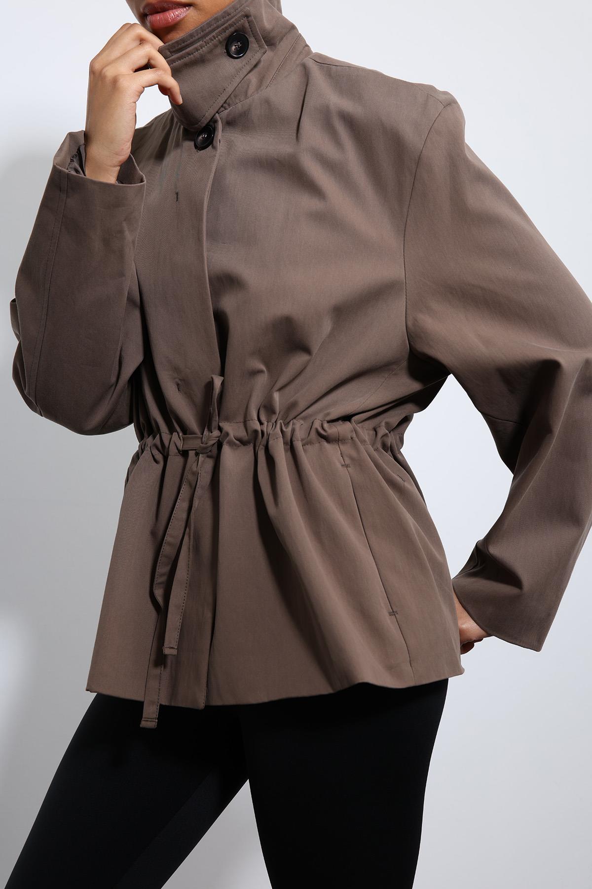 Antioch Kahve Ayarlanabilir Bele Sahip Kısa Trençkot