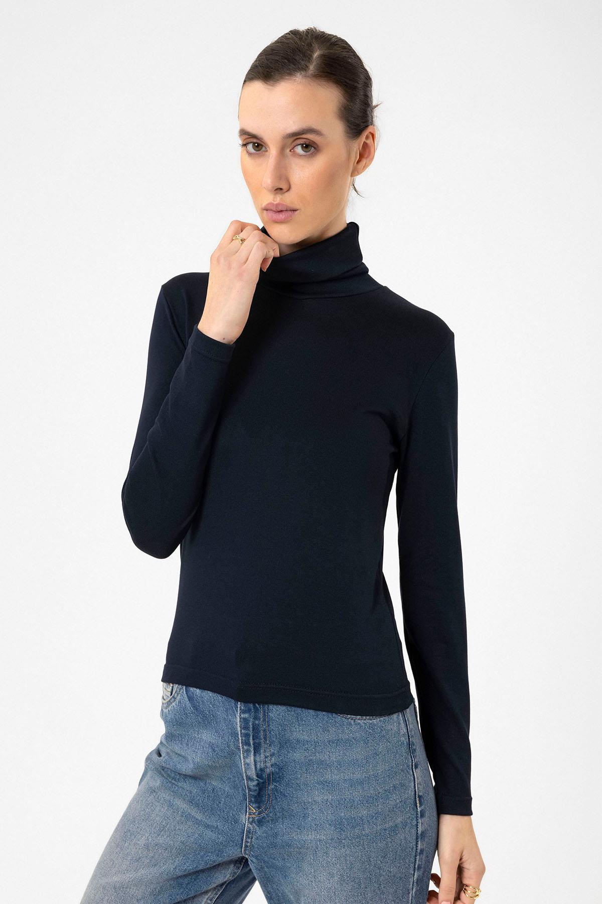 Antioch Lacivert Kadın Boğazlı Triko Kazak