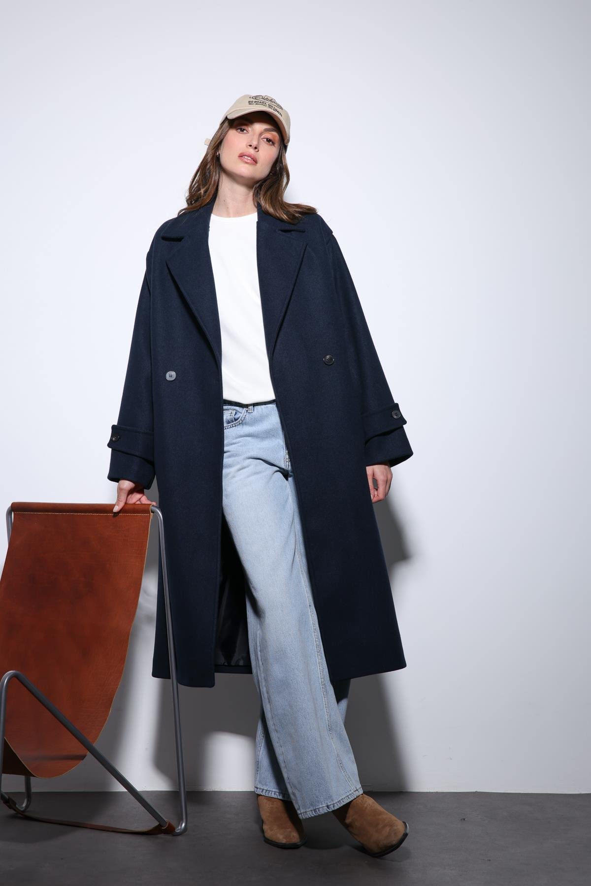 Antioch Lacivert Kadın Yumuşak Dokulu Oversize Kruvaze Kaban