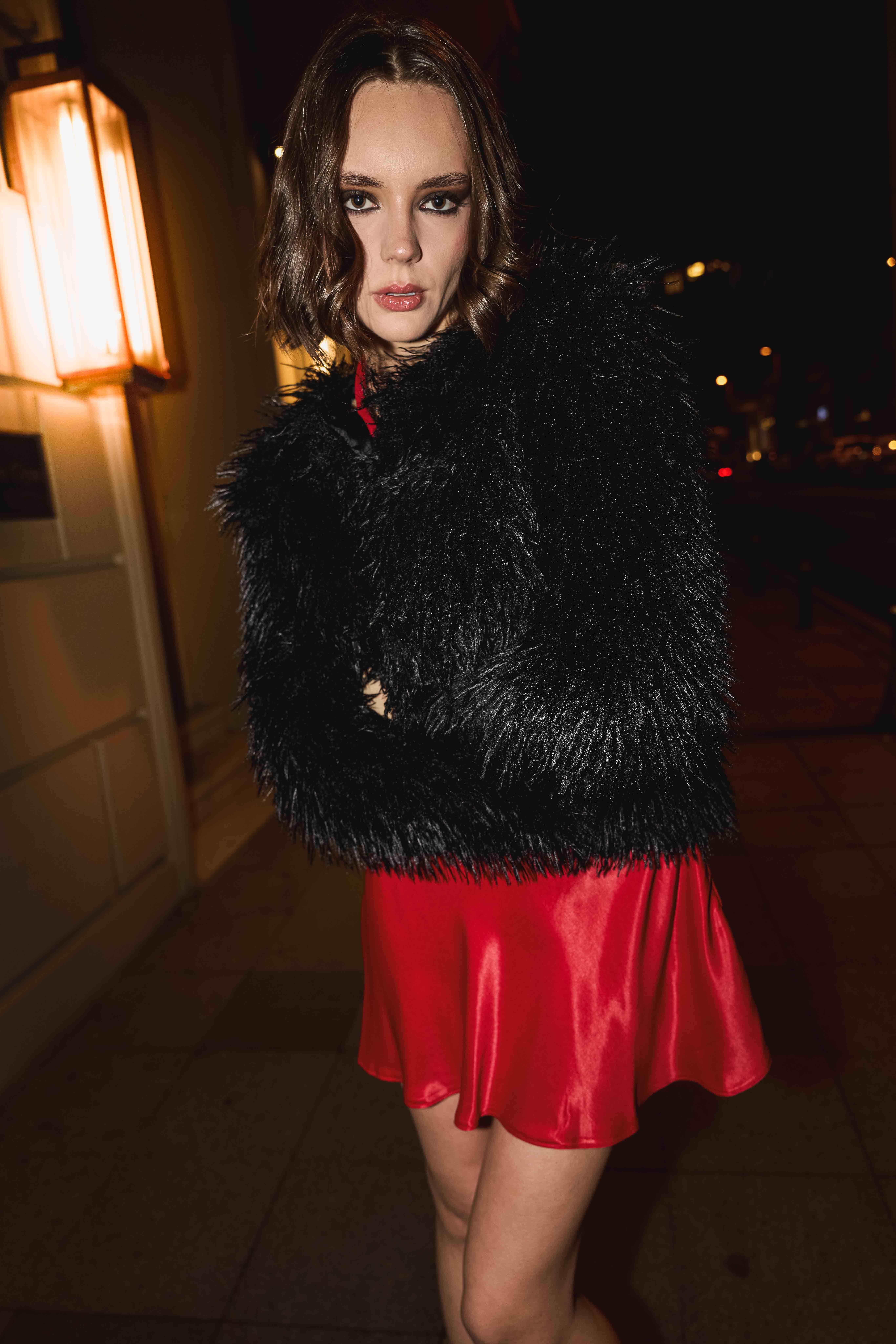 Antioch Siyah Suni Kürk Mont