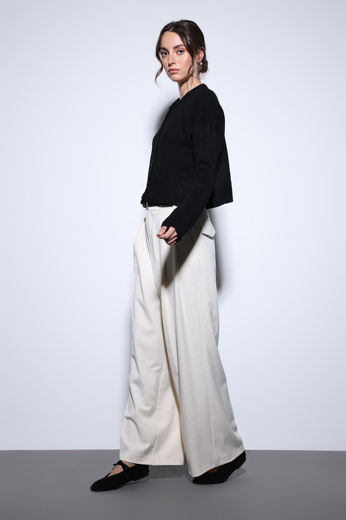 Antioch Siyah Yırtmaçlı Örgü Triko Kadın Kazak