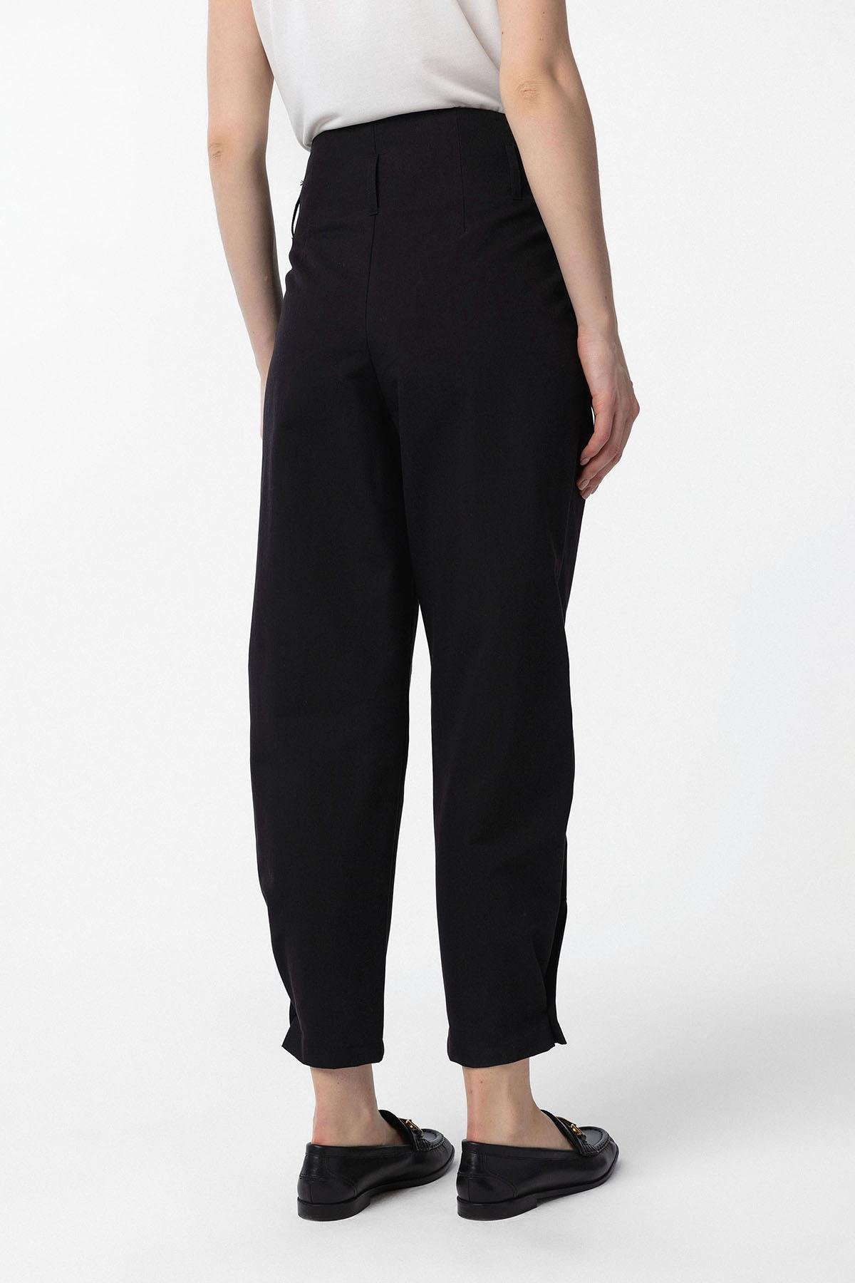 Antioch Siyah Yüksek Bel Paçası Düğmeli Fit Kadın Pantolon