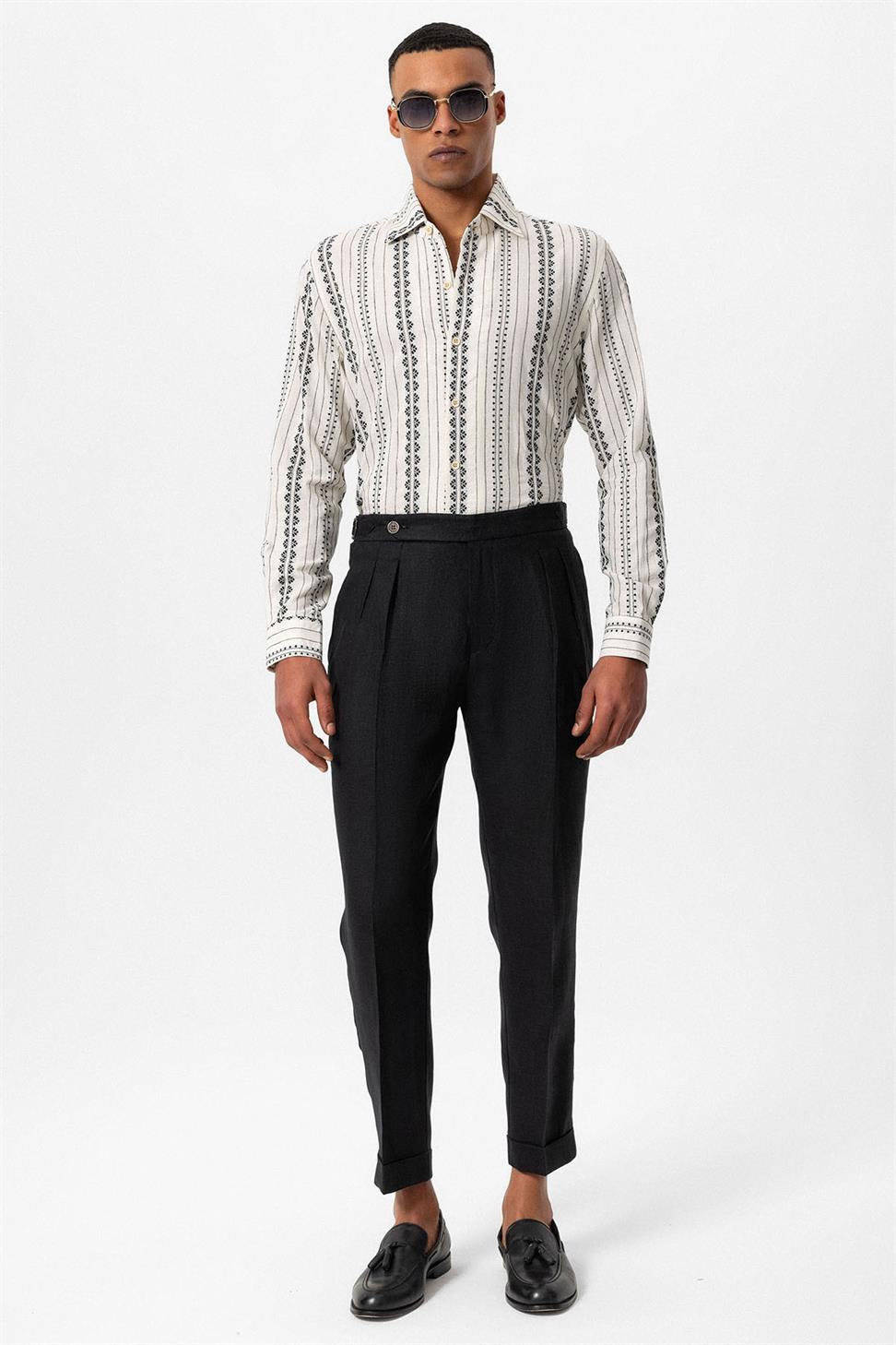 بنطلون رجالي عالي الخصر مطوي من الكتان بنسبة 100%