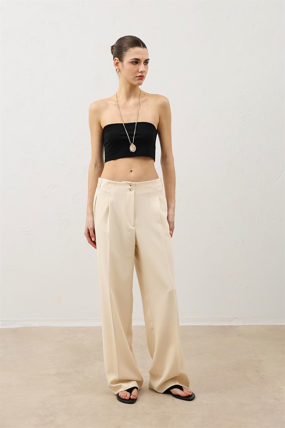 بنطلون نسائي واسع الساقين مع جيوب مفصلة