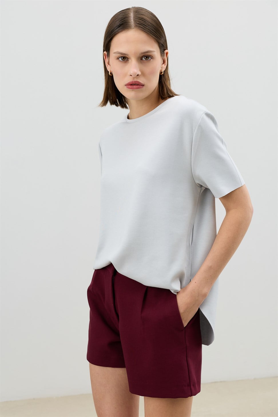 Antioch Açık Gri Dökümlü Kadın T-Shirt