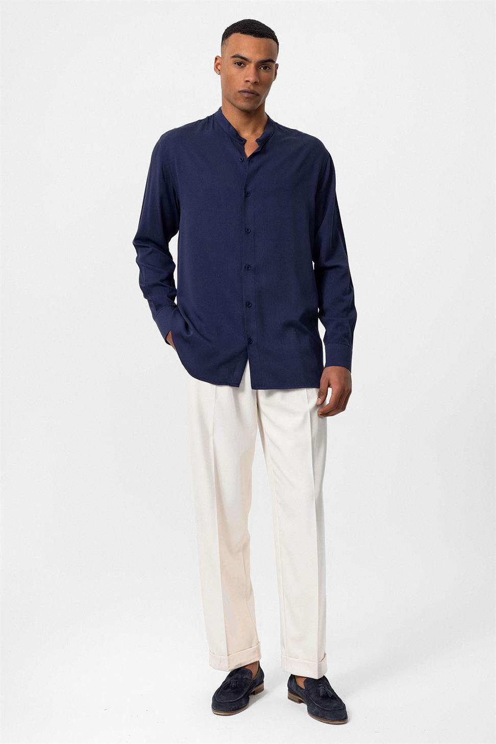 قميص رجالي بياقة القاضي بياقة عادية