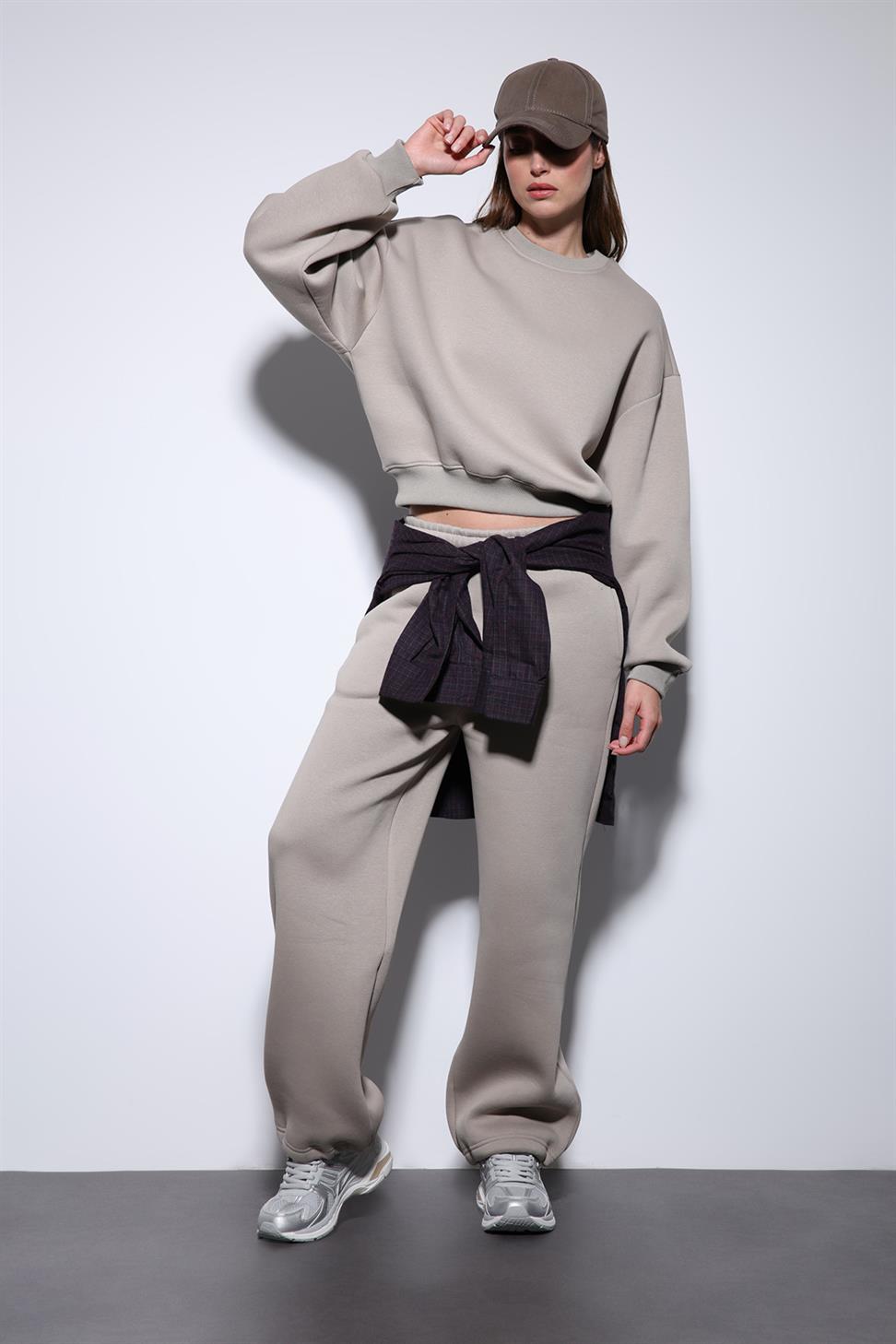 Basic Womens Sweatshirt