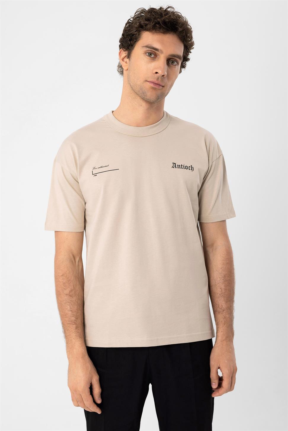 تي شيرت أنطاكية مطبوع بقصة ضيقة للرجال