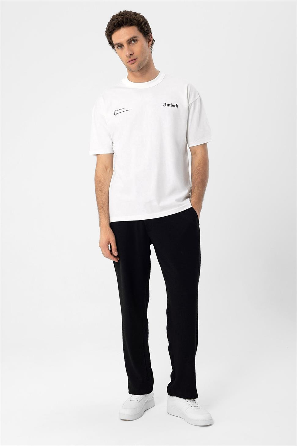 تي شيرت أنطاكية مطبوع بقصة ضيقة للرجال