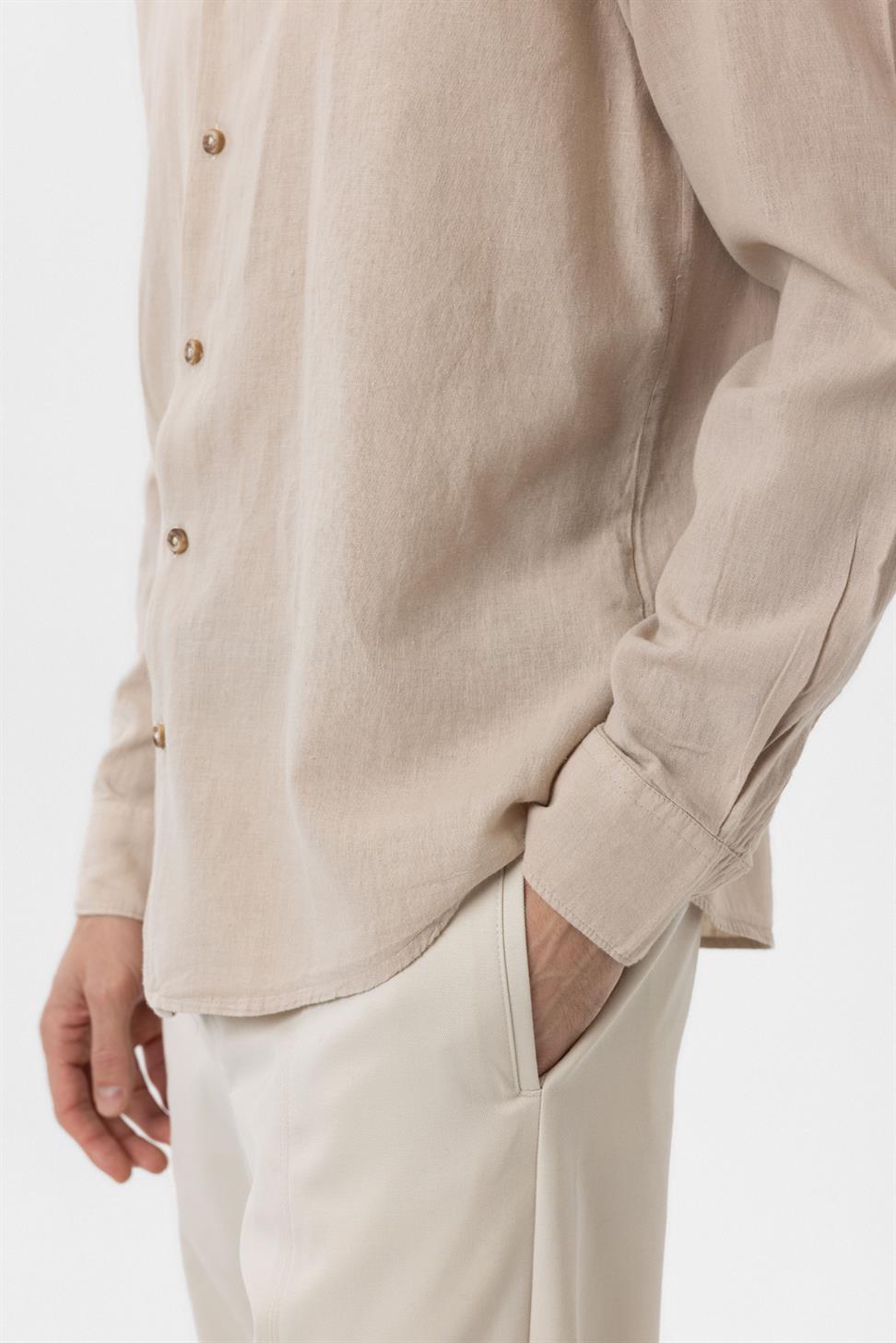 قميص رجالي من مزيج الكتان