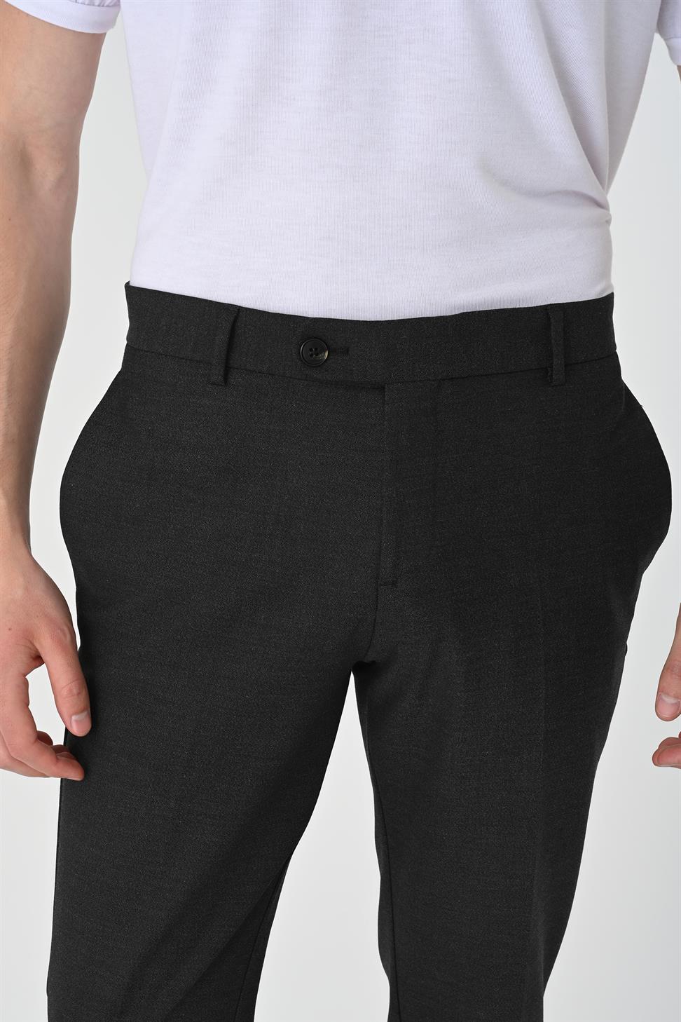 بنطال رجالي بقصة عادية بساقين