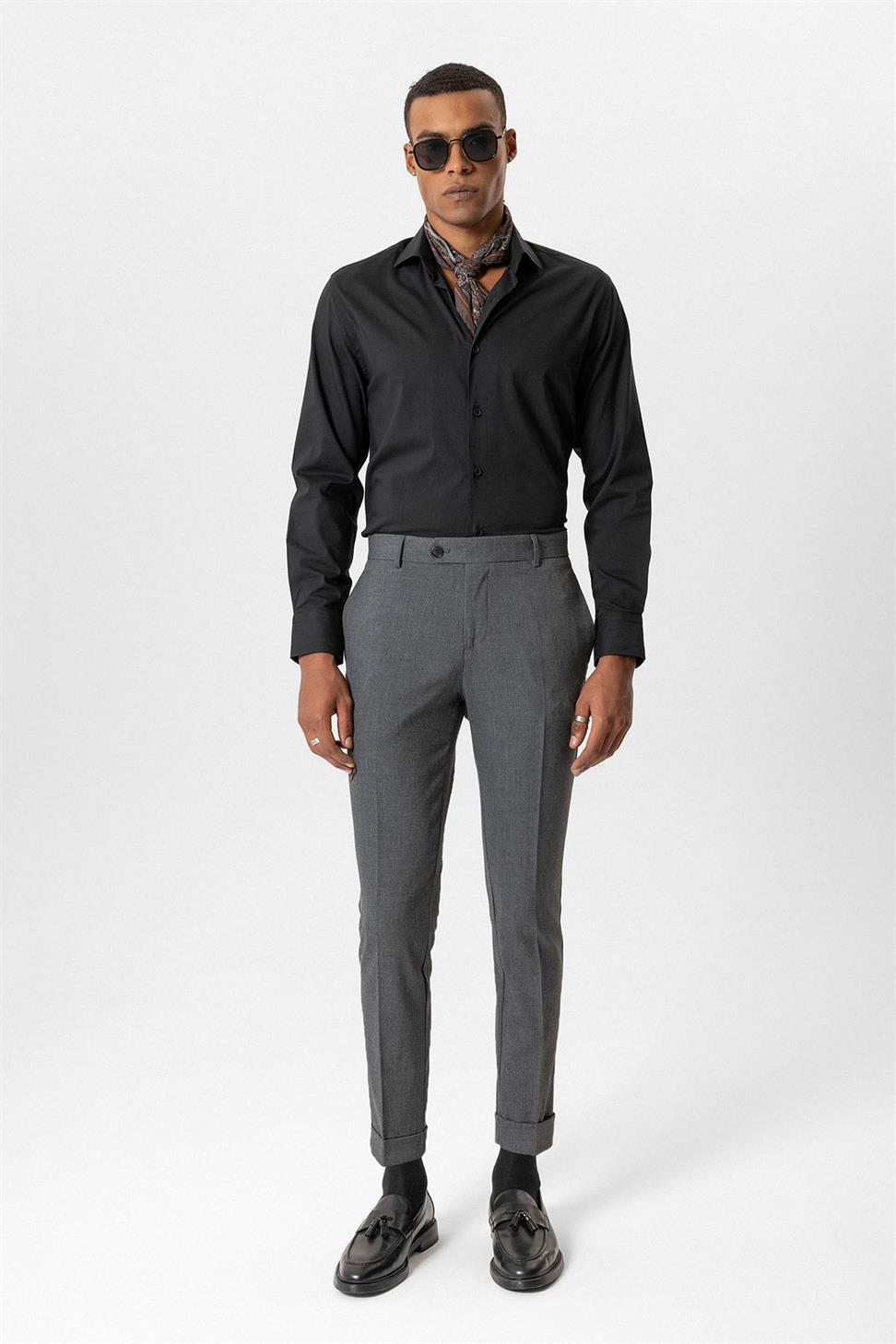 بنطال رجالي بقصة عادية بساقين