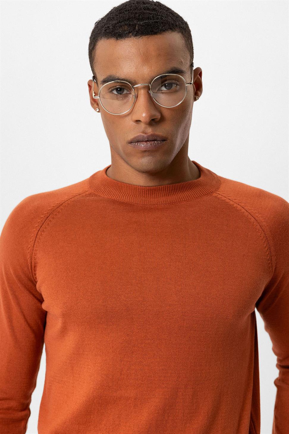 ملابس التريكو الرجالية نصف الياقة المدورة